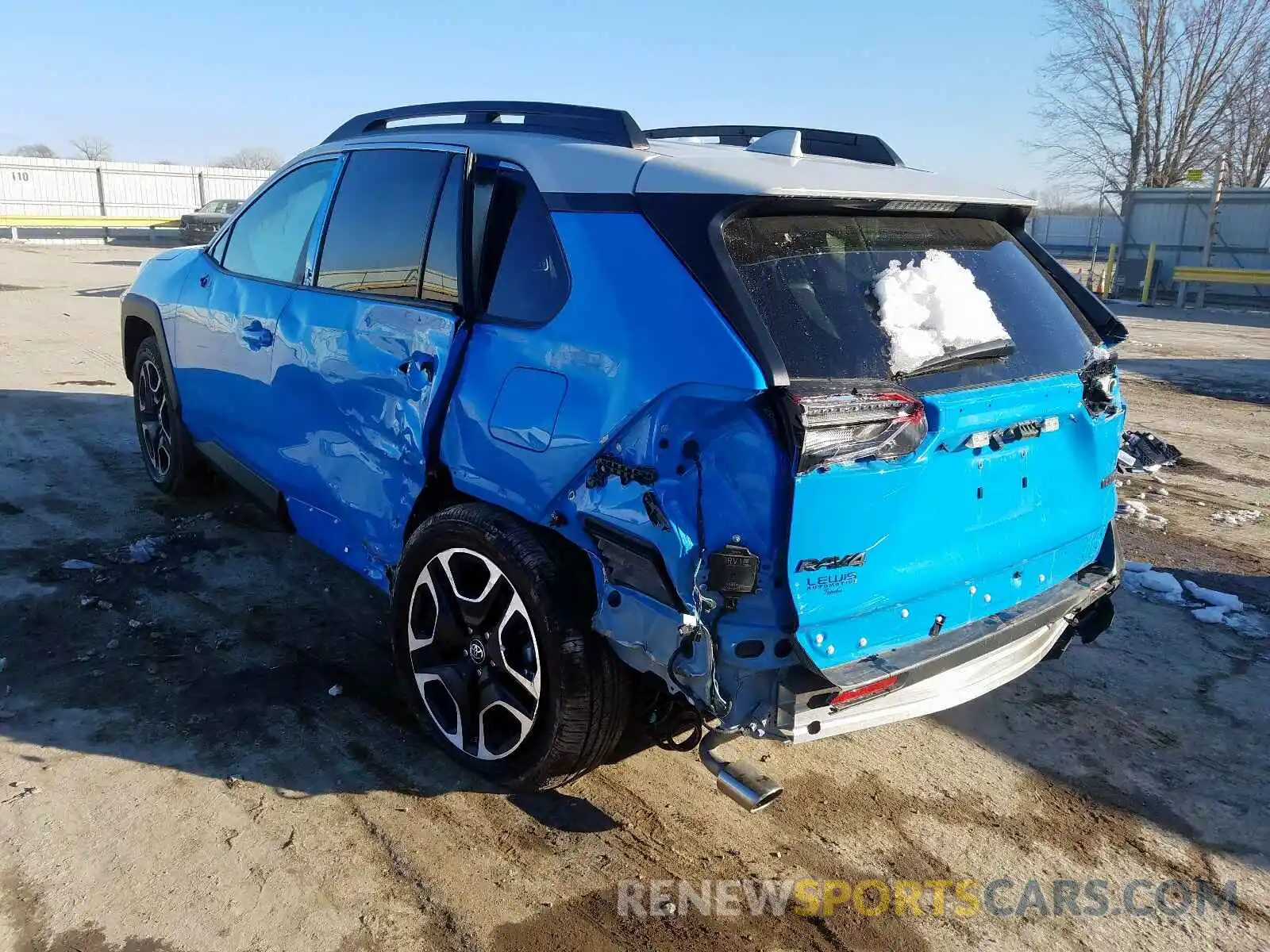 3 Photograph of a damaged car 2T3J1RFV5KC045069 TOYOTA RAV4 2019