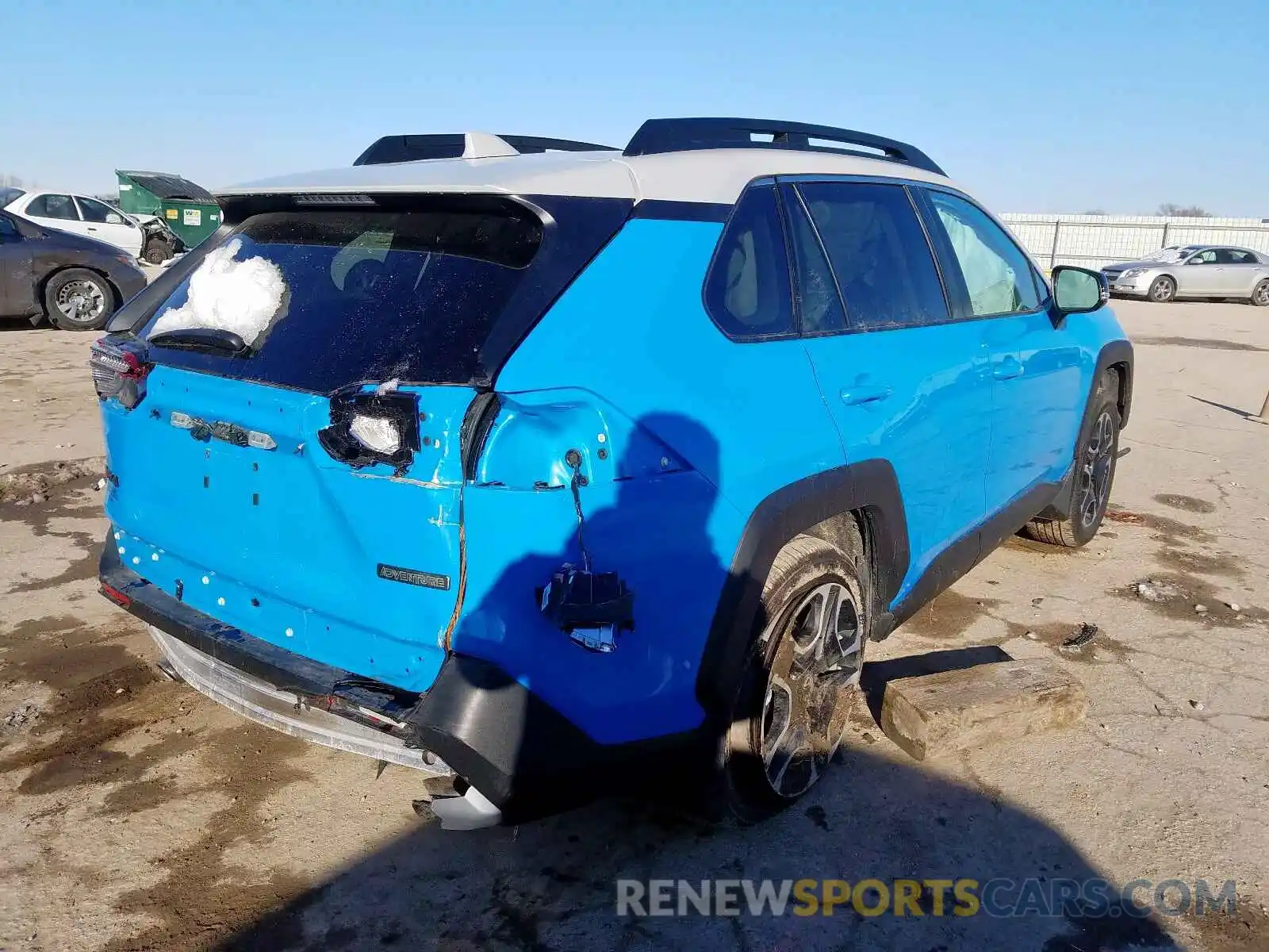 4 Photograph of a damaged car 2T3J1RFV5KC045069 TOYOTA RAV4 2019