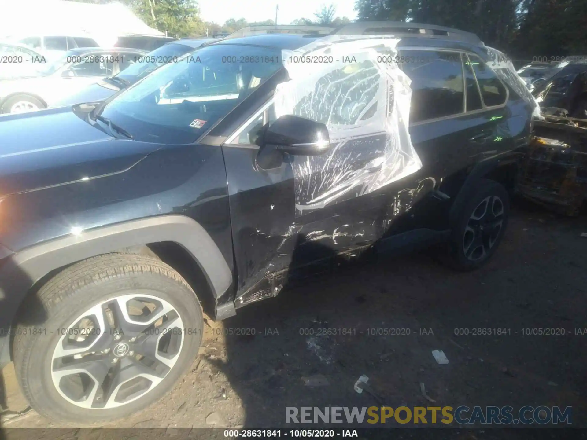 6 Photograph of a damaged car 2T3J1RFV5KW002690 TOYOTA RAV4 2019