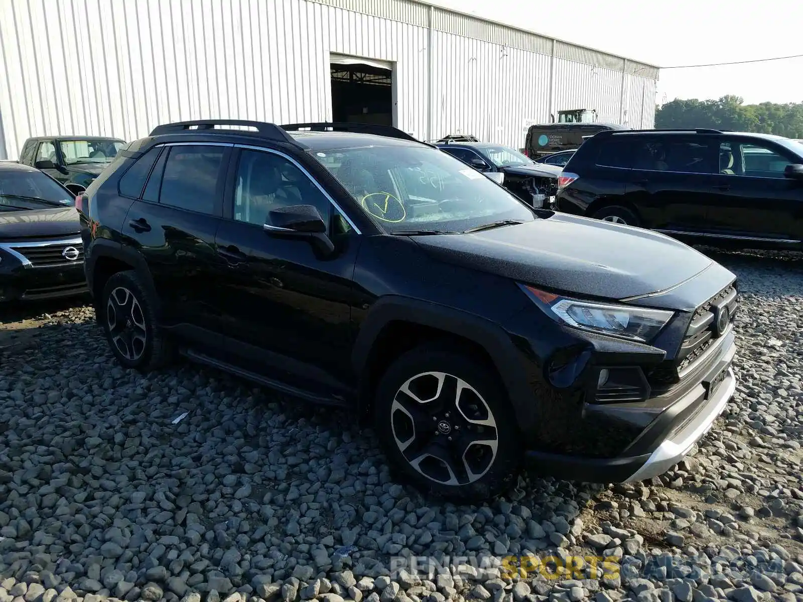 1 Photograph of a damaged car 2T3J1RFV5KW006612 TOYOTA RAV4 2019