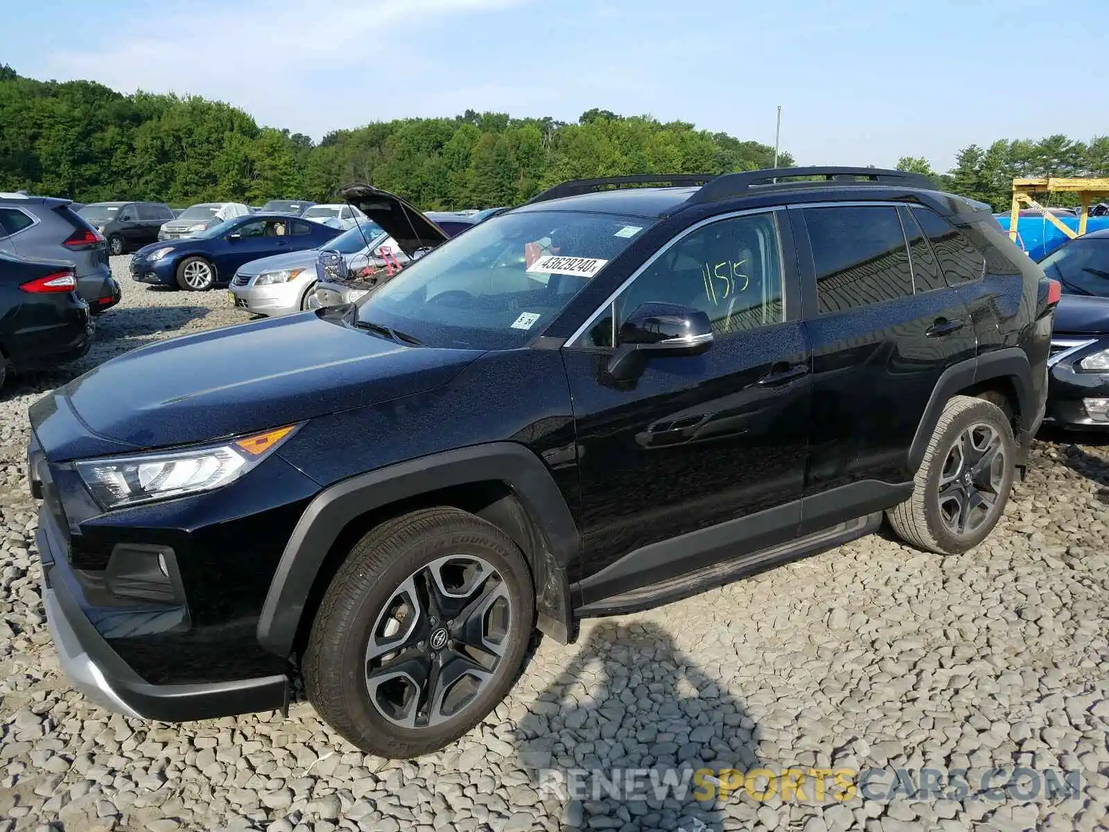 2 Photograph of a damaged car 2T3J1RFV5KW006612 TOYOTA RAV4 2019