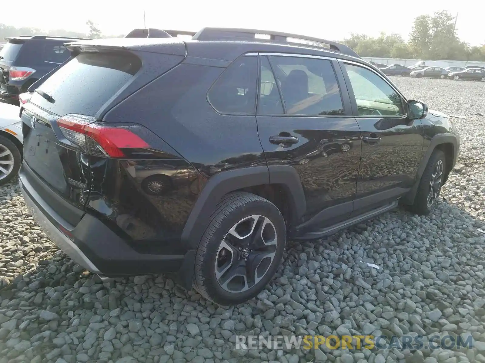 4 Фотография поврежденного автомобиля 2T3J1RFV5KW006612 TOYOTA RAV4 2019