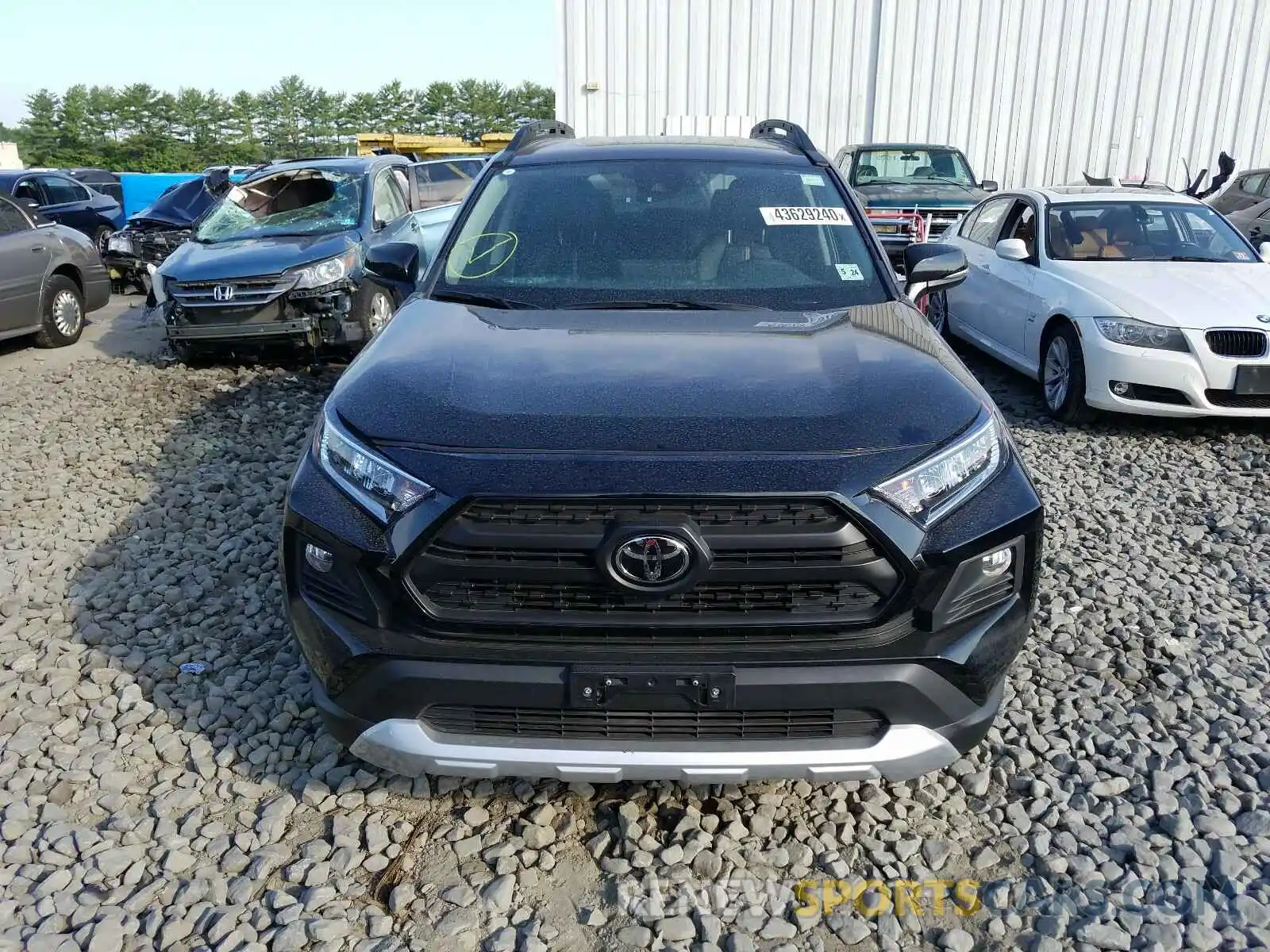 9 Фотография поврежденного автомобиля 2T3J1RFV5KW006612 TOYOTA RAV4 2019