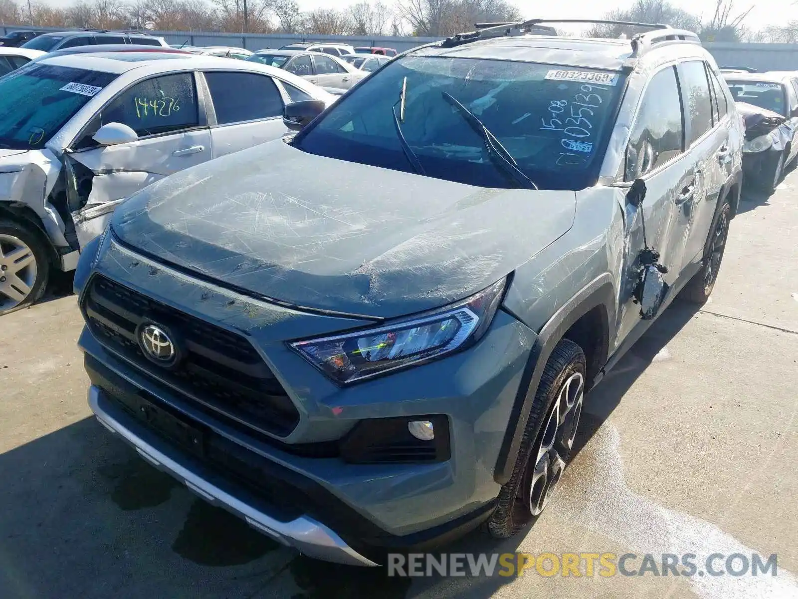 9 Фотография поврежденного автомобиля 2T3J1RFV5KW009638 TOYOTA RAV4 2019