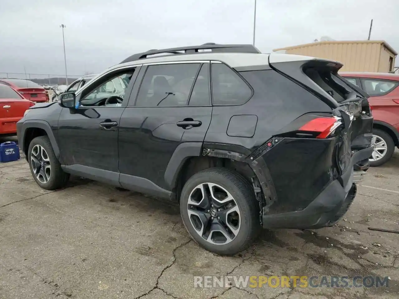 2 Photograph of a damaged car 2T3J1RFV5KW010479 TOYOTA RAV4 2019