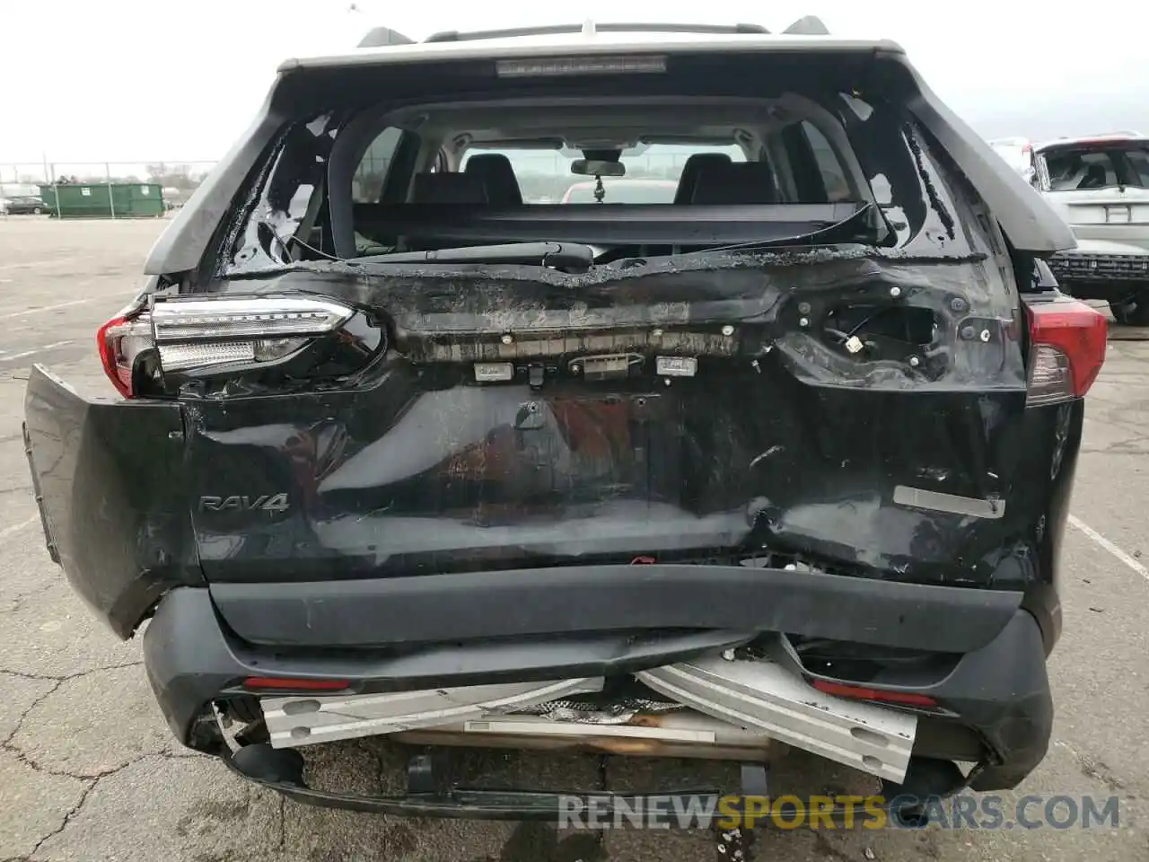 6 Фотография поврежденного автомобиля 2T3J1RFV5KW010479 TOYOTA RAV4 2019