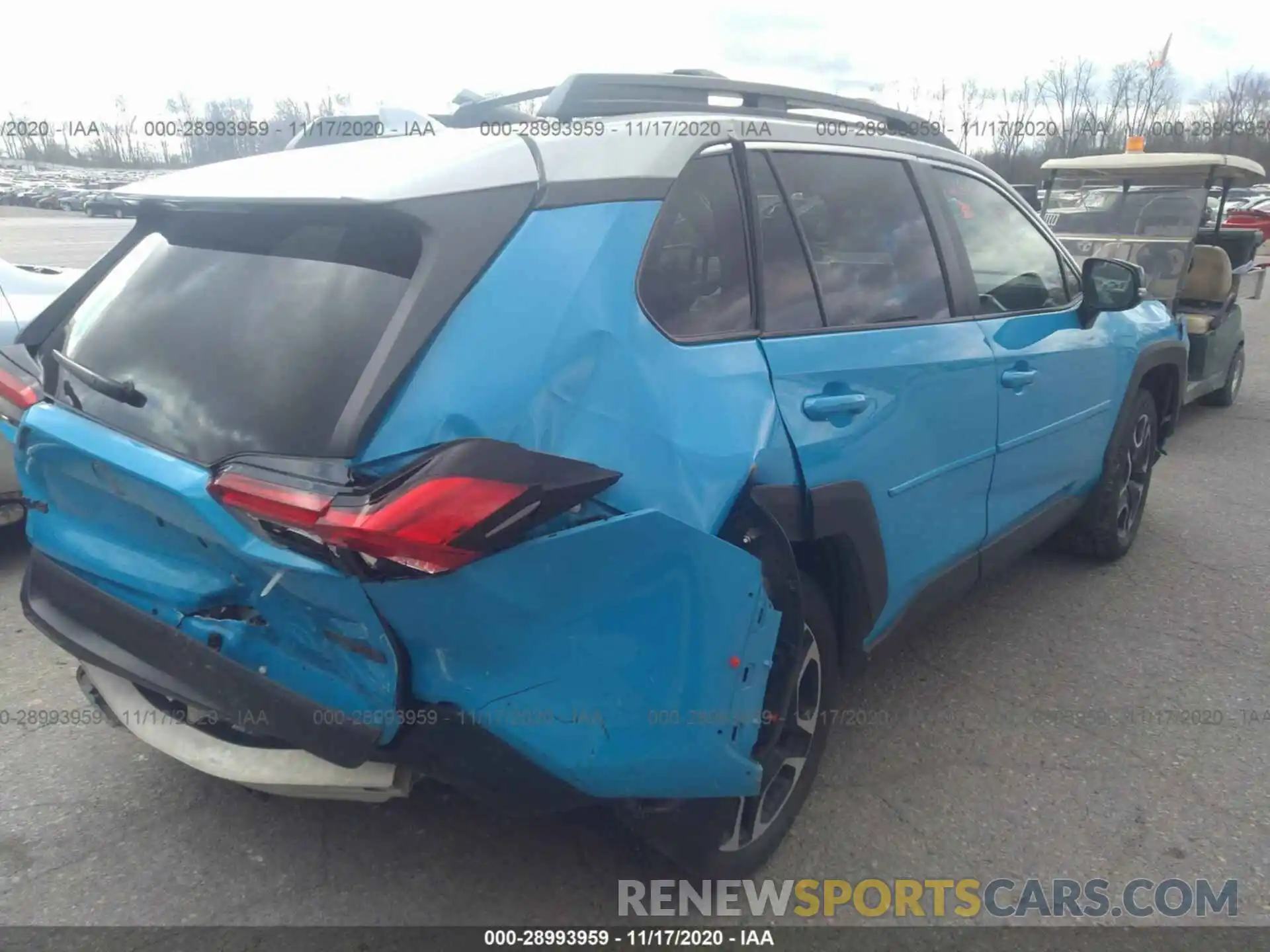 4 Photograph of a damaged car 2T3J1RFV5KW021532 TOYOTA RAV4 2019