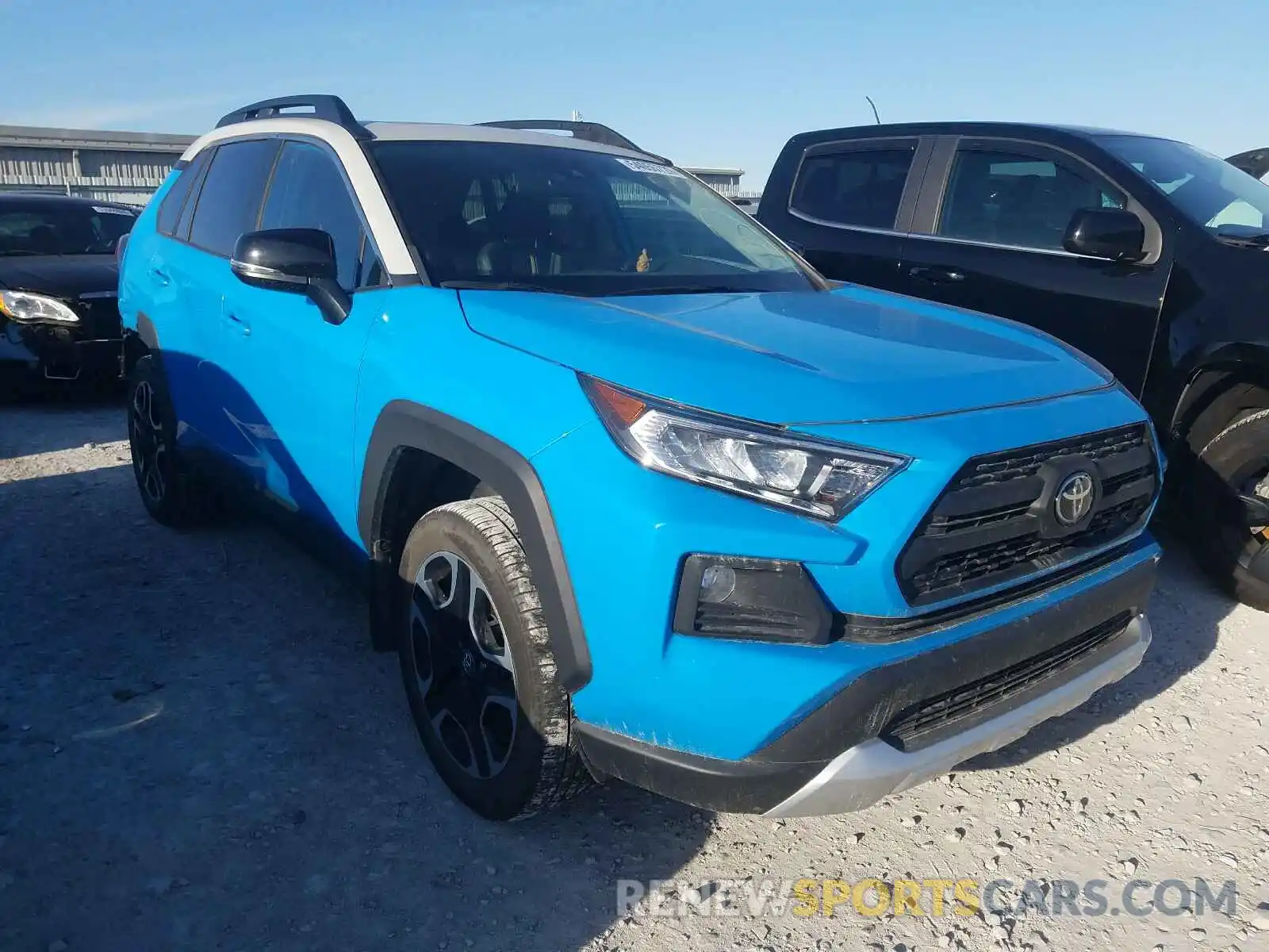 1 Photograph of a damaged car 2T3J1RFV5KW022857 TOYOTA RAV4 2019