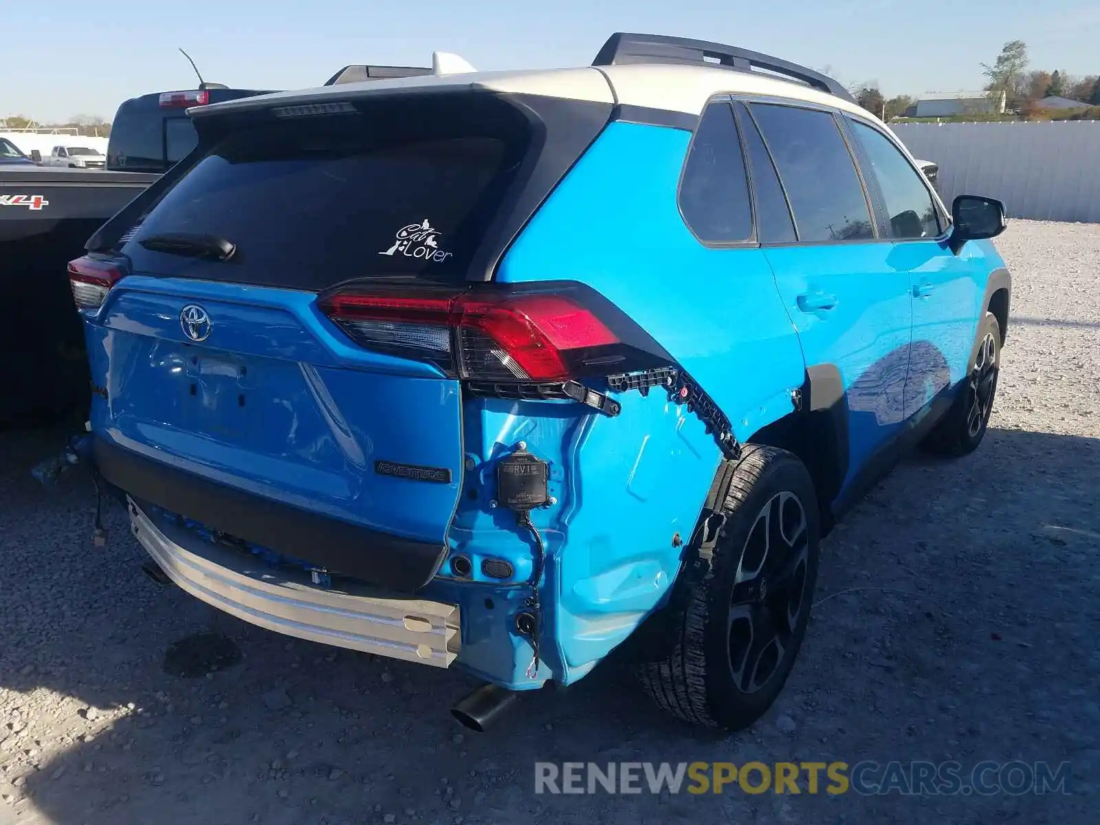 4 Photograph of a damaged car 2T3J1RFV5KW022857 TOYOTA RAV4 2019