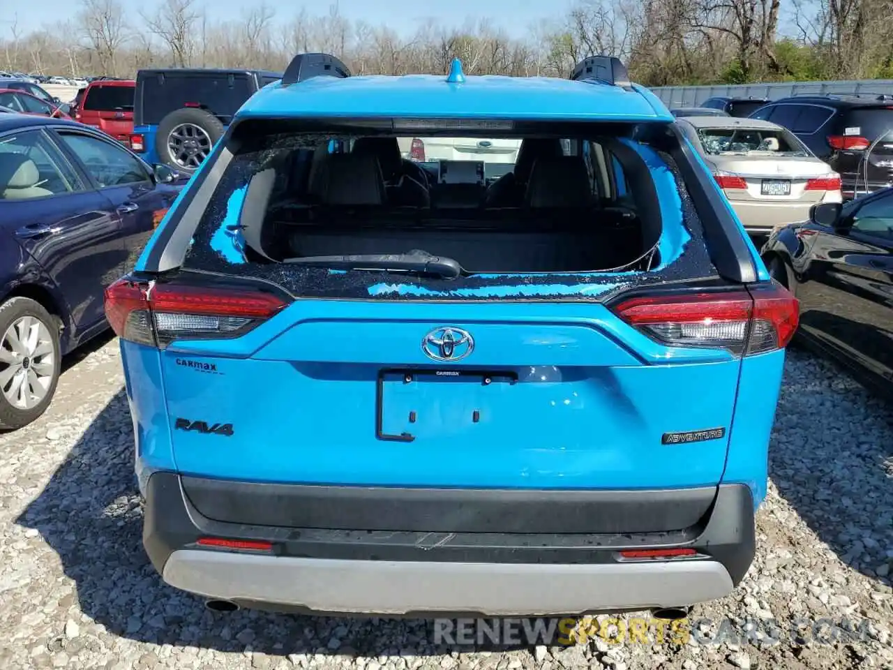 6 Photograph of a damaged car 2T3J1RFV5KW026259 TOYOTA RAV4 2019