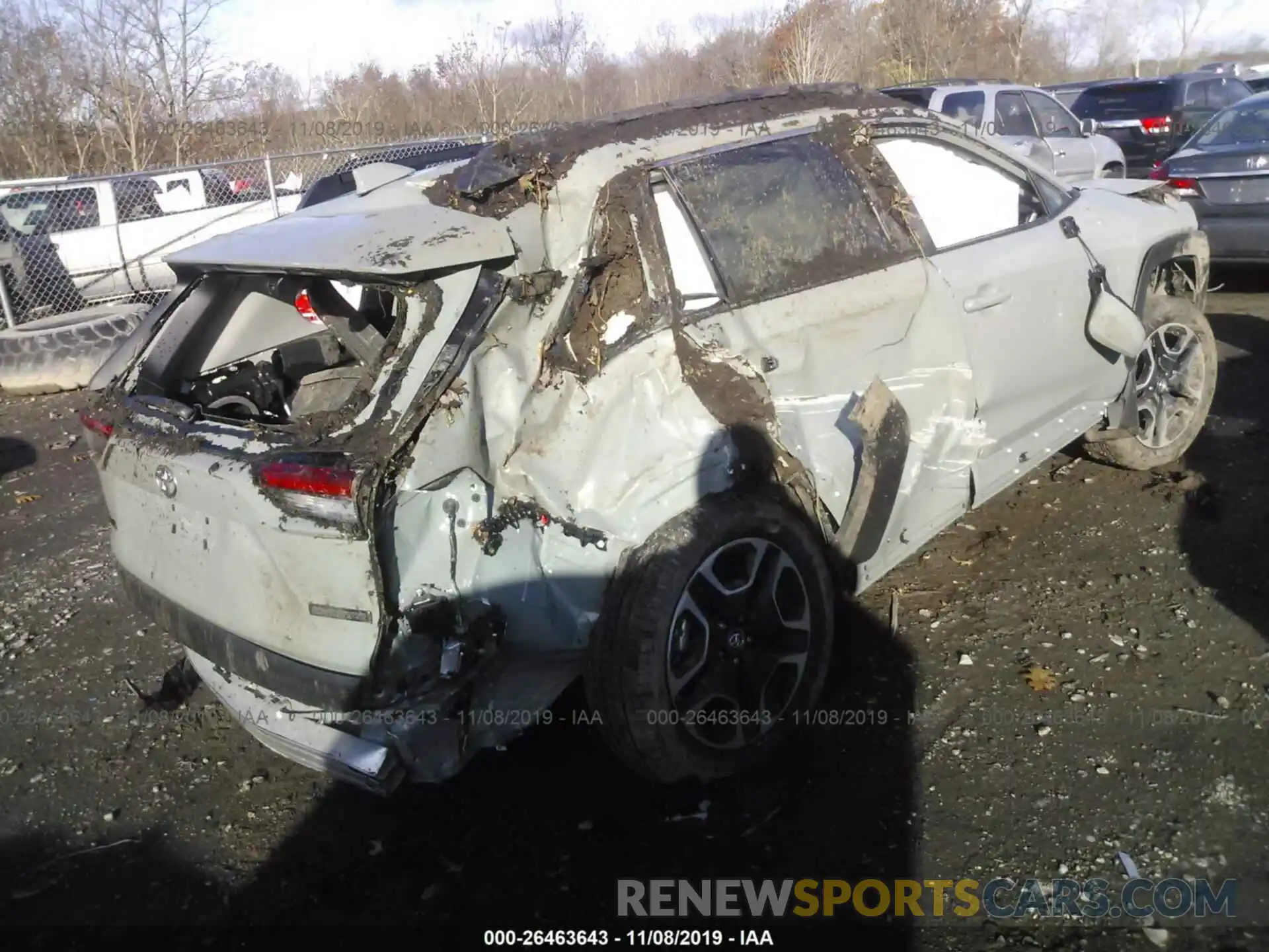 4 Photograph of a damaged car 2T3J1RFV5KW039500 TOYOTA RAV4 2019