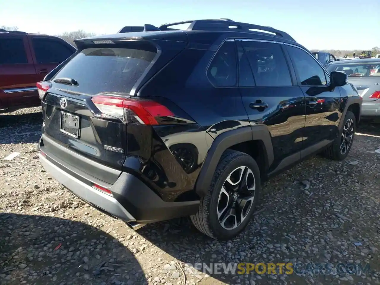 4 Photograph of a damaged car 2T3J1RFV6KC019564 TOYOTA RAV4 2019