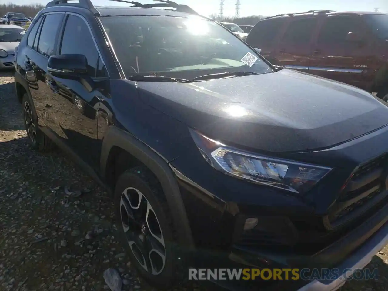 9 Photograph of a damaged car 2T3J1RFV6KC019564 TOYOTA RAV4 2019