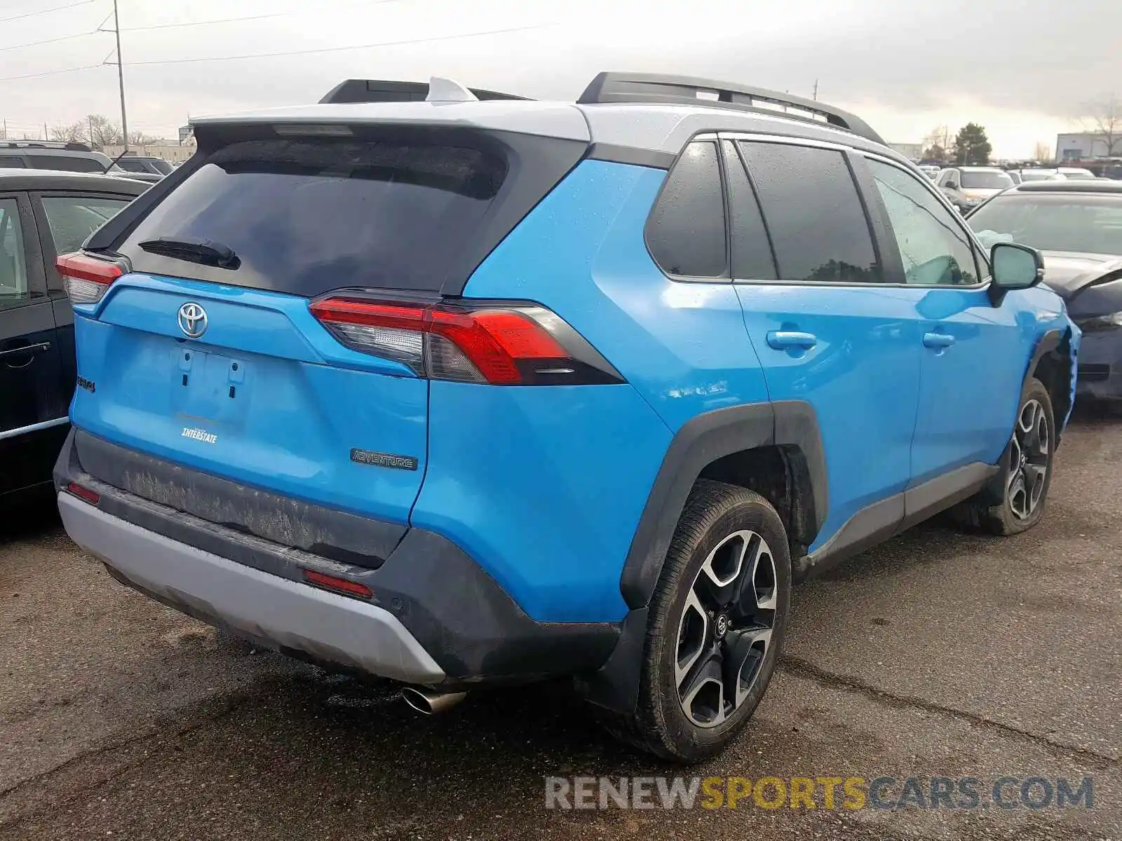 4 Фотография поврежденного автомобиля 2T3J1RFV6KC039989 TOYOTA RAV4 2019