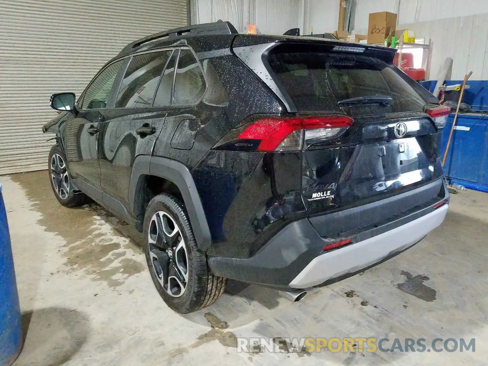 3 Photograph of a damaged car 2T3J1RFV6KW015352 TOYOTA RAV4 2019