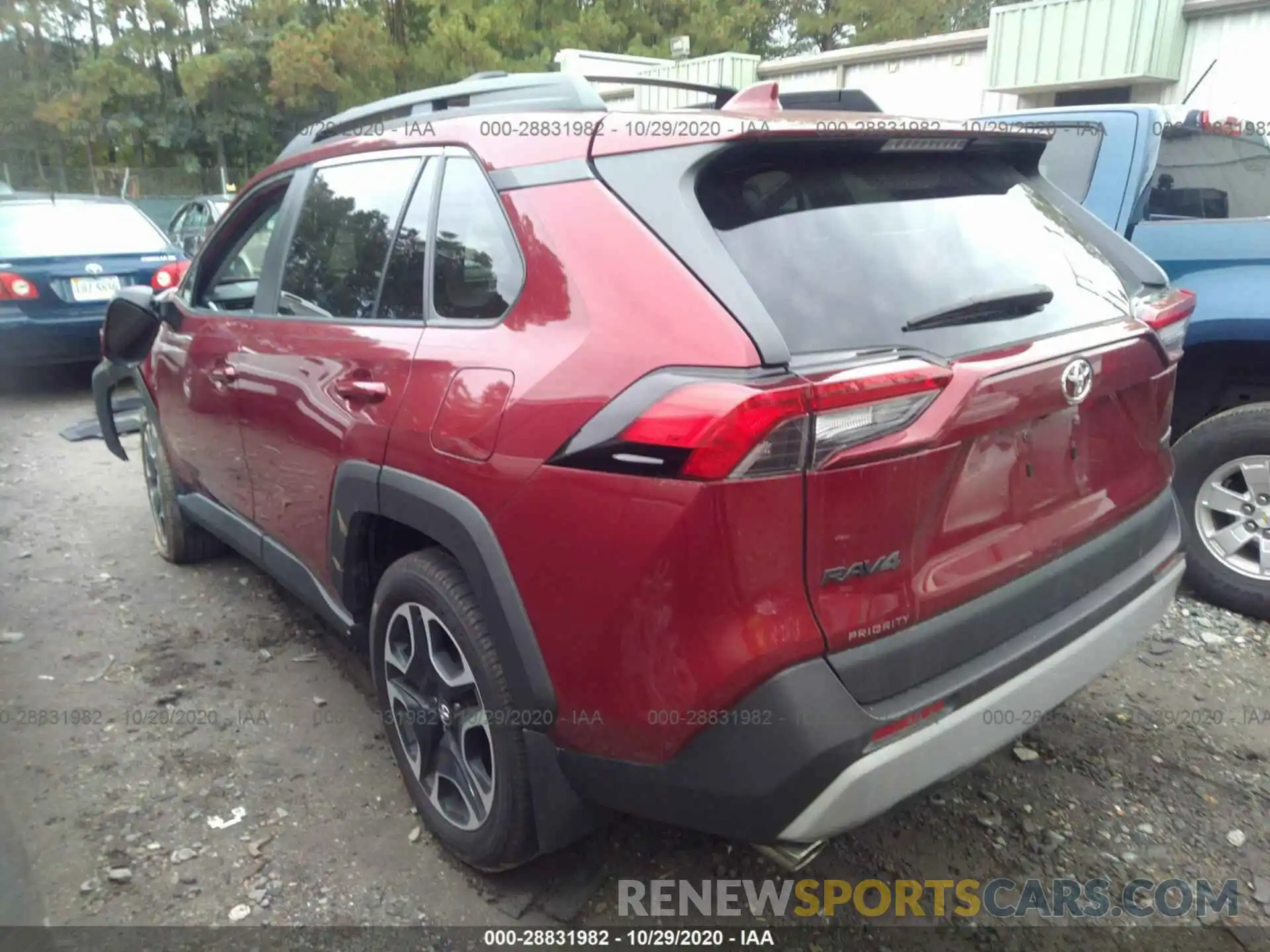 3 Photograph of a damaged car 2T3J1RFV6KW021698 TOYOTA RAV4 2019