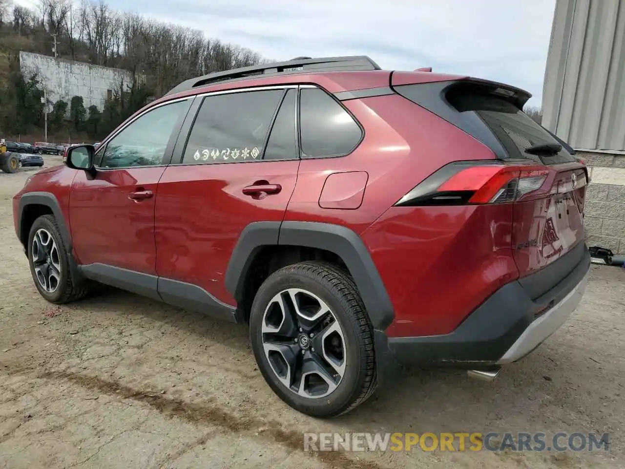 2 Photograph of a damaged car 2T3J1RFV6KW022673 TOYOTA RAV4 2019