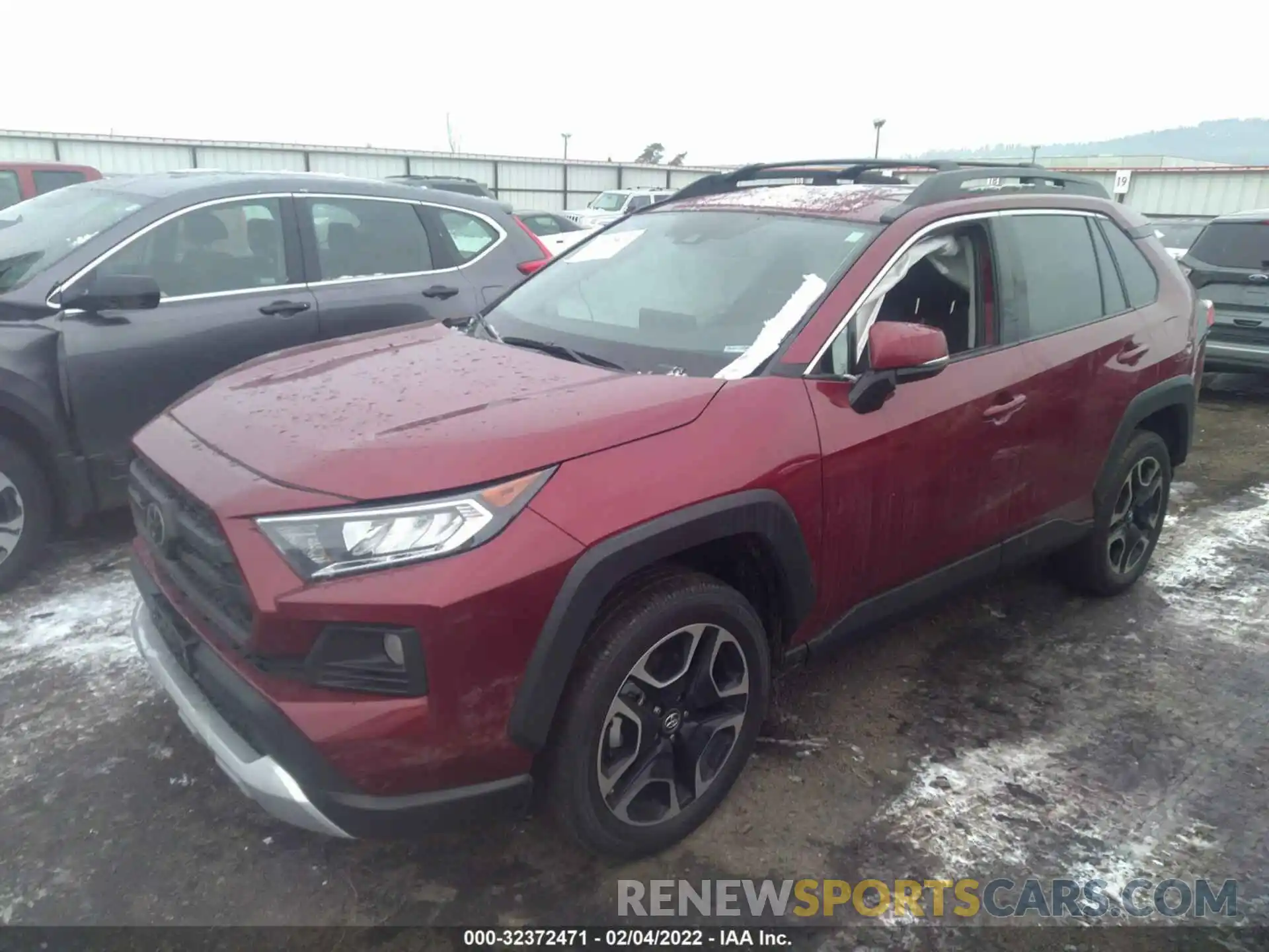 1 Photograph of a damaged car 2T3J1RFV6KW036329 TOYOTA RAV4 2019