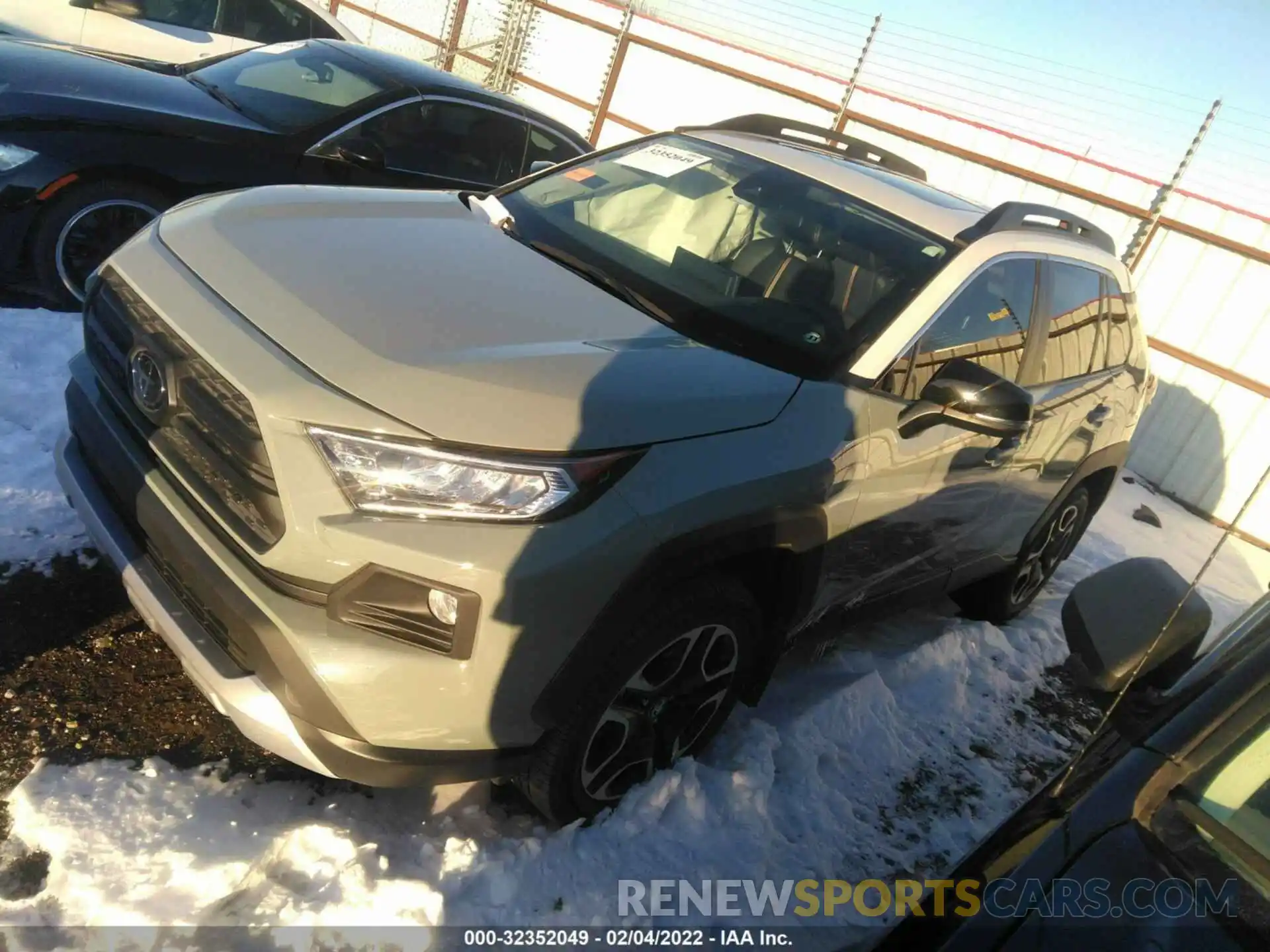 2 Photograph of a damaged car 2T3J1RFV6KW036881 TOYOTA RAV4 2019