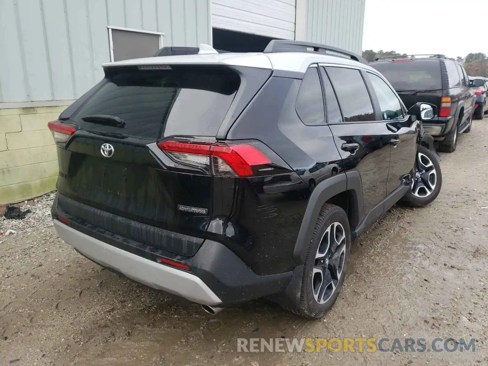 4 Photograph of a damaged car 2T3J1RFV6KW054118 TOYOTA RAV4 2019