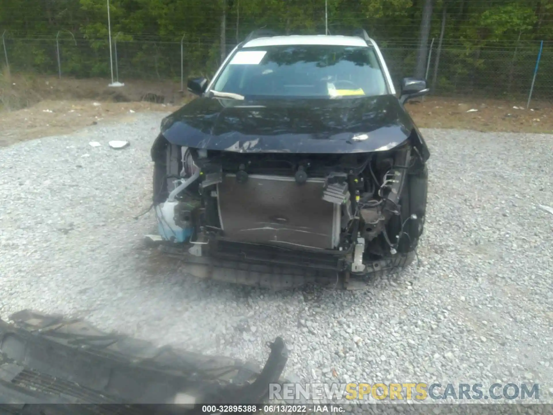 6 Photograph of a damaged car 2T3J1RFV7KC004037 TOYOTA RAV4 2019