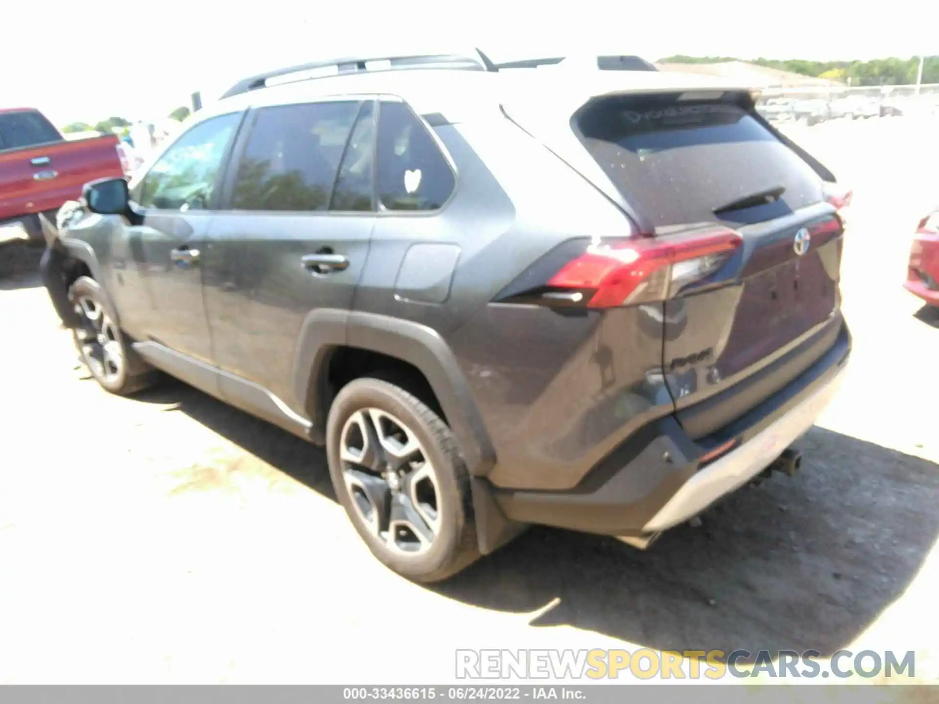 3 Photograph of a damaged car 2T3J1RFV7KC032467 TOYOTA RAV4 2019