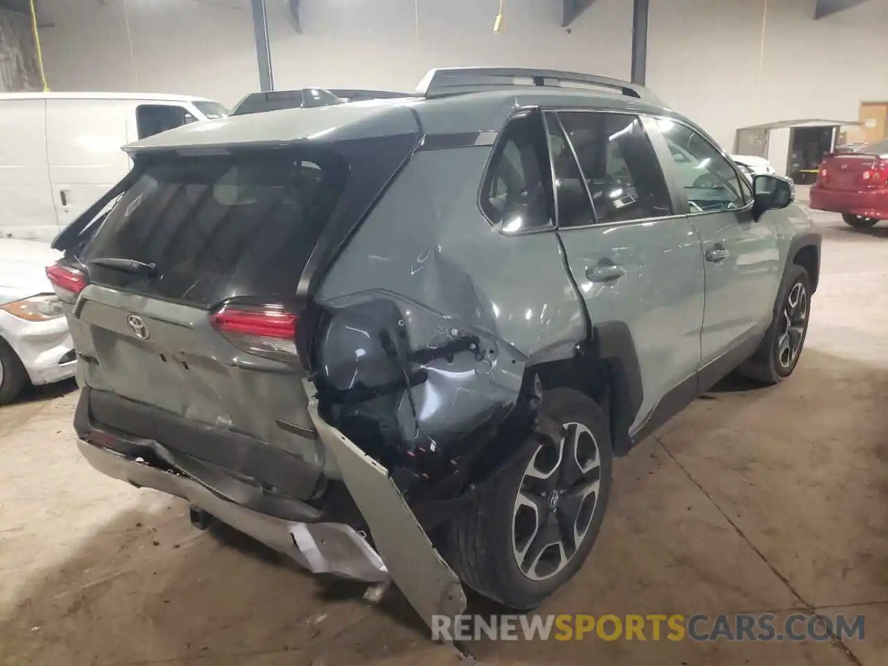 4 Photograph of a damaged car 2T3J1RFV7KC050502 TOYOTA RAV4 2019