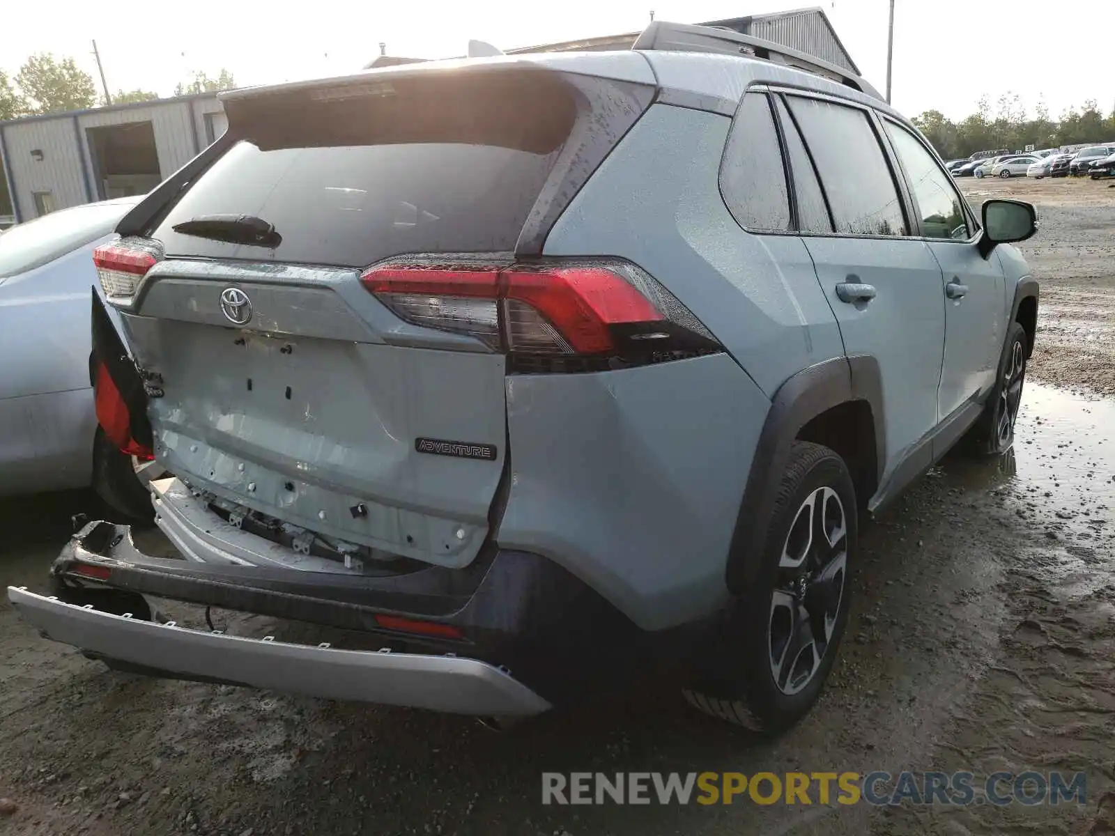 4 Photograph of a damaged car 2T3J1RFV7KW002061 TOYOTA RAV4 2019