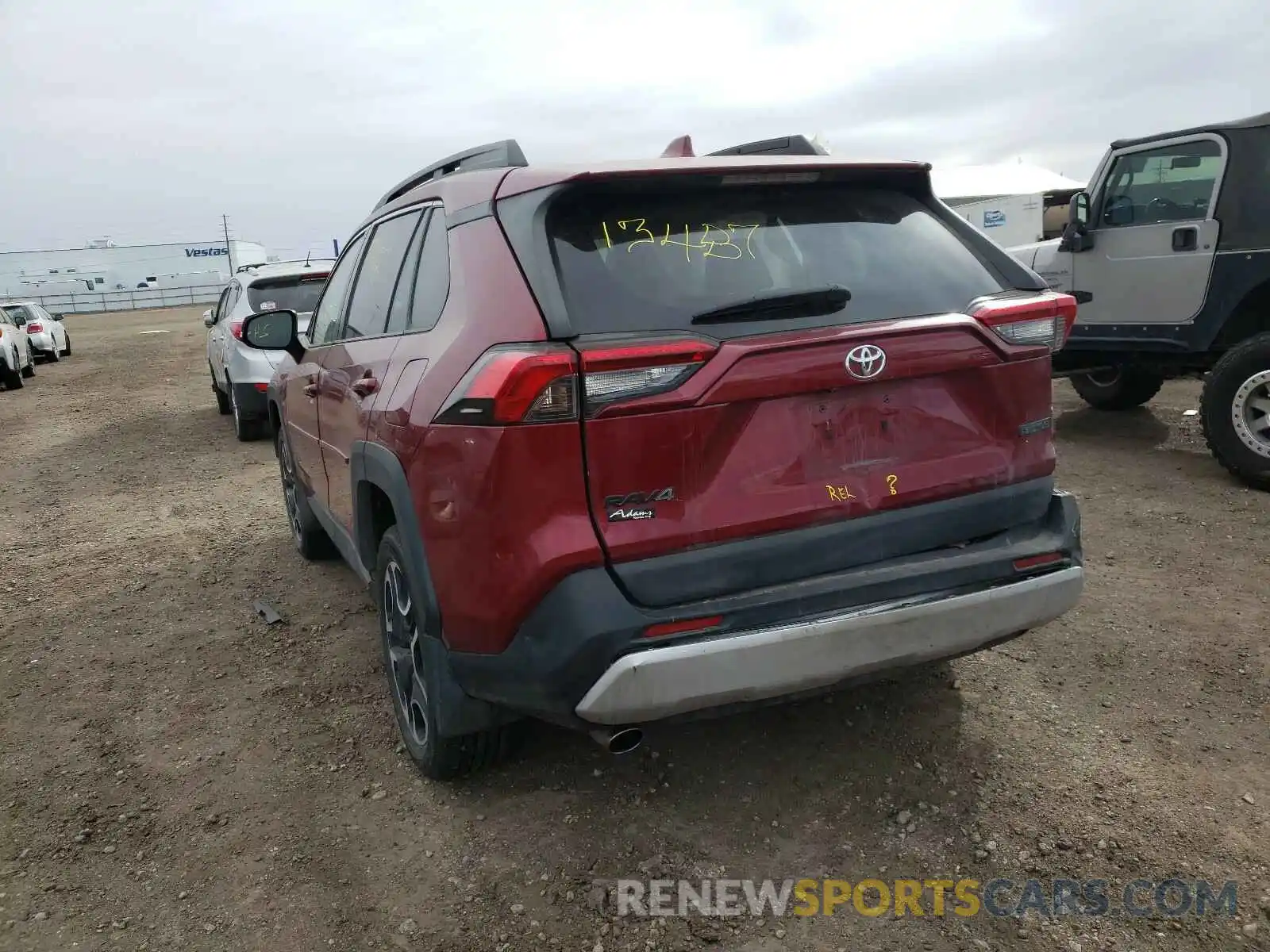 9 Photograph of a damaged car 2T3J1RFV7KW005042 TOYOTA RAV4 2019