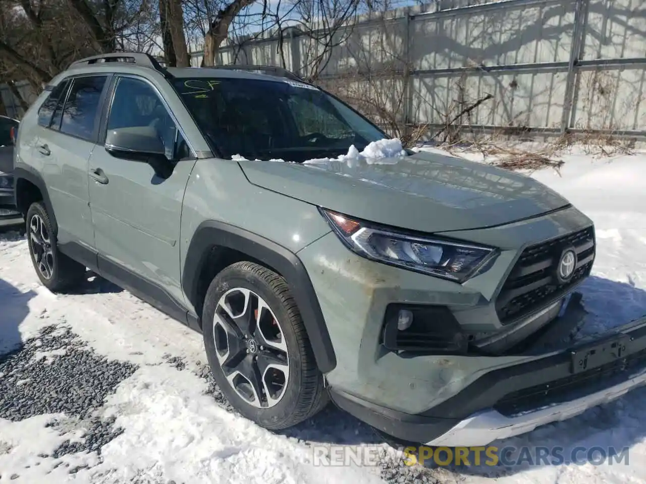 1 Photograph of a damaged car 2T3J1RFV7KW005459 TOYOTA RAV4 2019