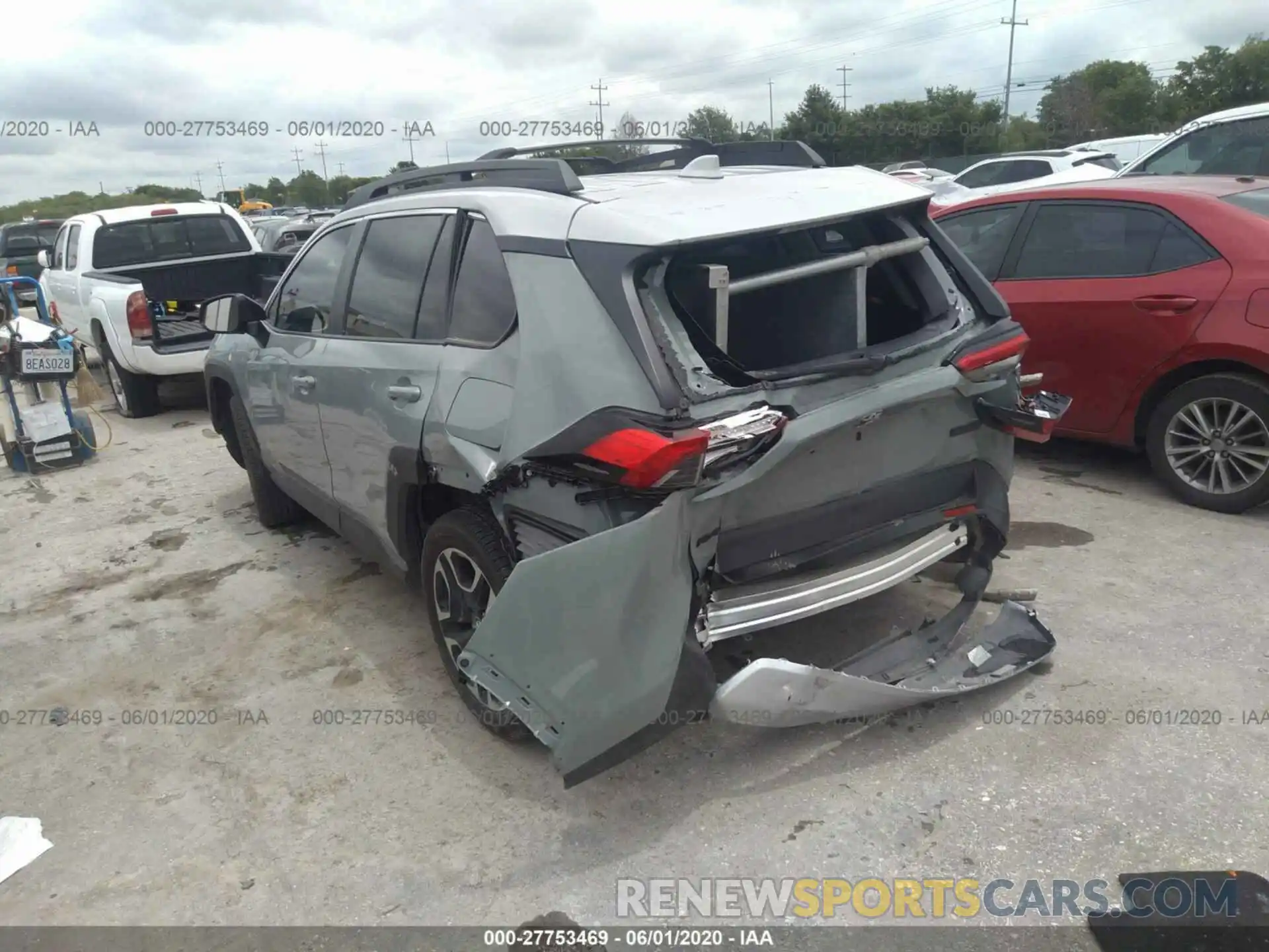 3 Photograph of a damaged car 2T3J1RFV7KW008765 TOYOTA RAV4 2019