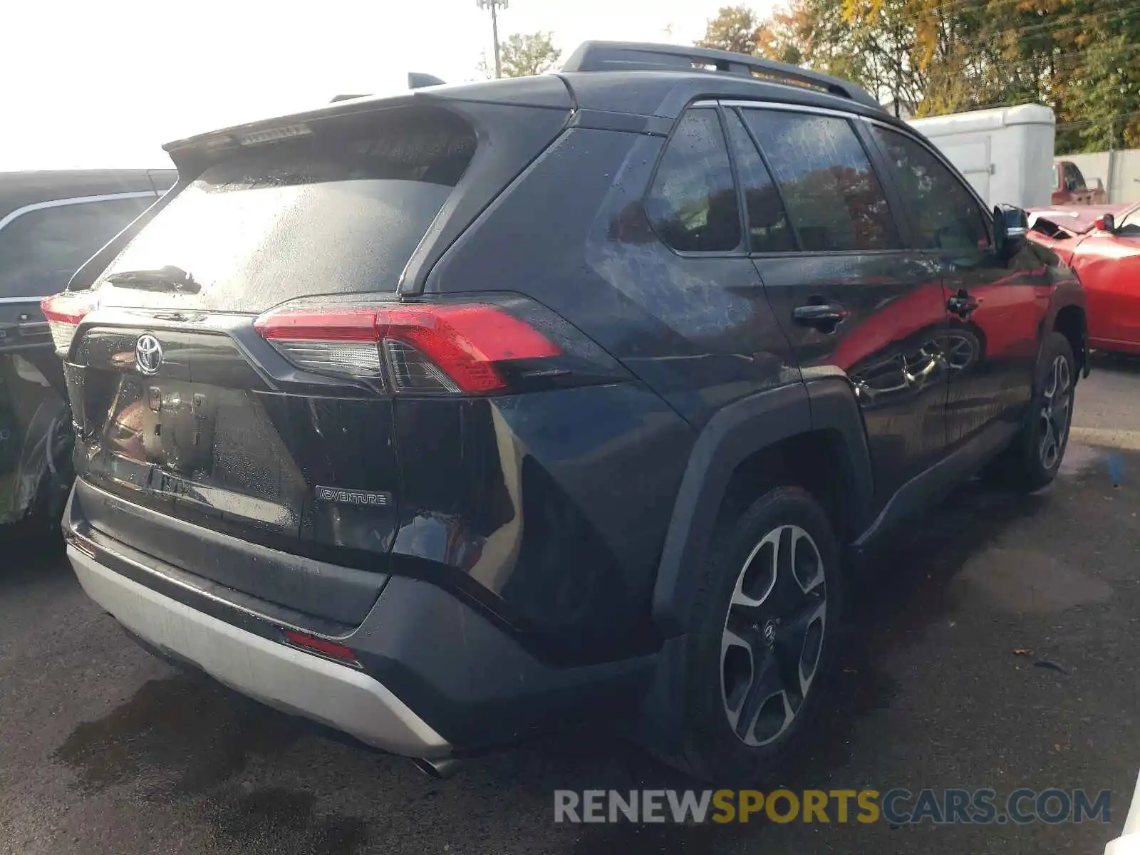 4 Photograph of a damaged car 2T3J1RFV7KW019619 TOYOTA RAV4 2019