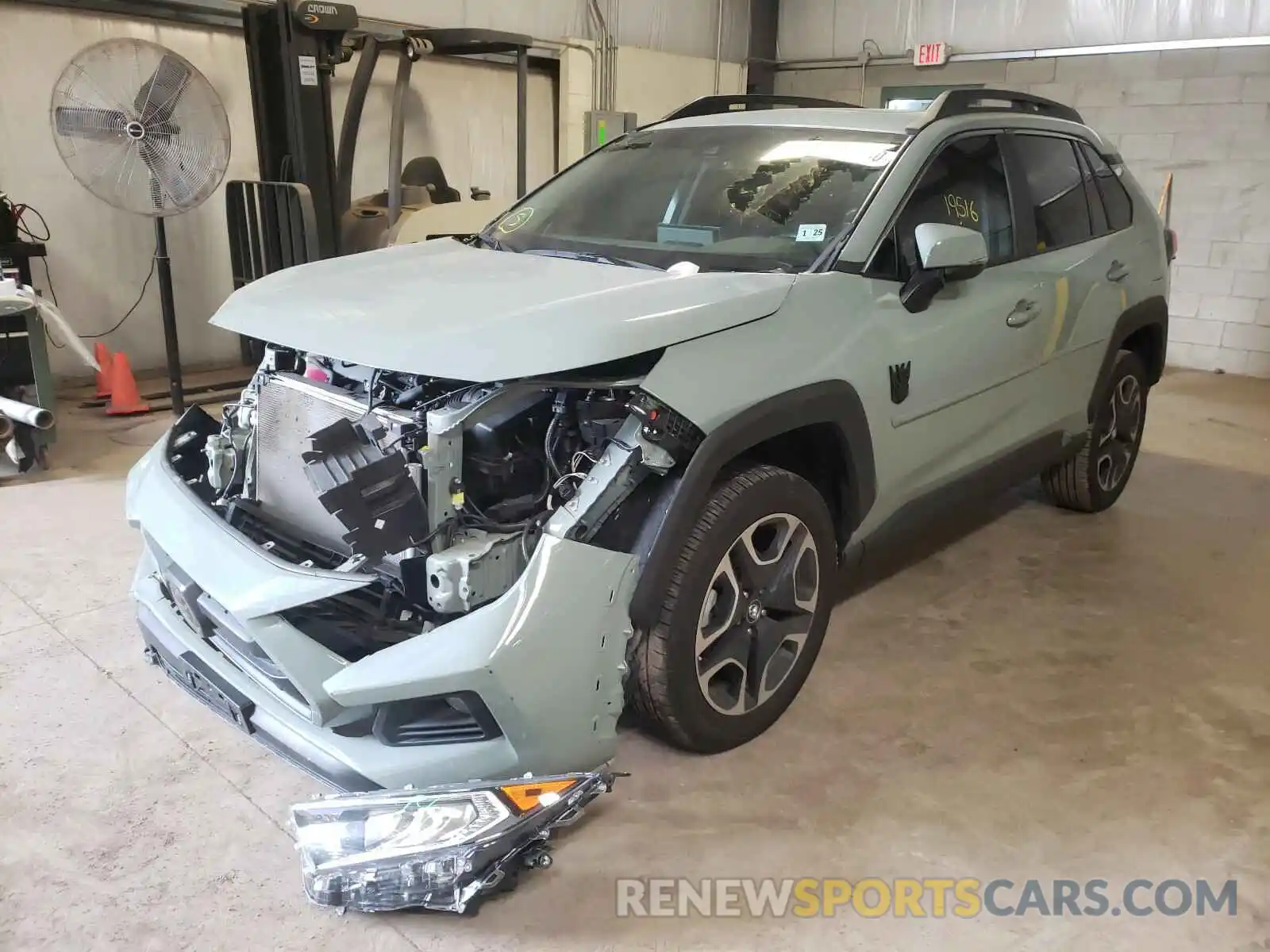 2 Photograph of a damaged car 2T3J1RFV7KW034122 TOYOTA RAV4 2019