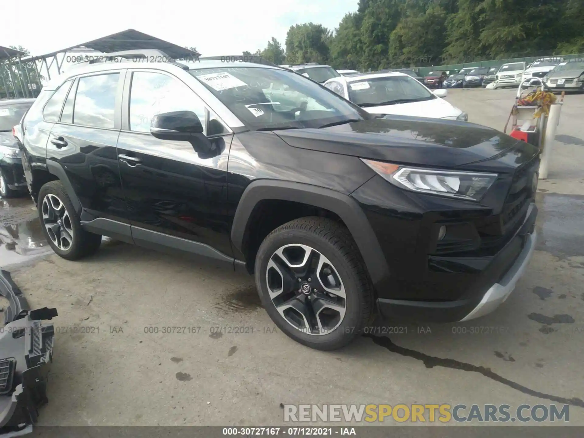 1 Photograph of a damaged car 2T3J1RFV8KC017136 TOYOTA RAV4 2019