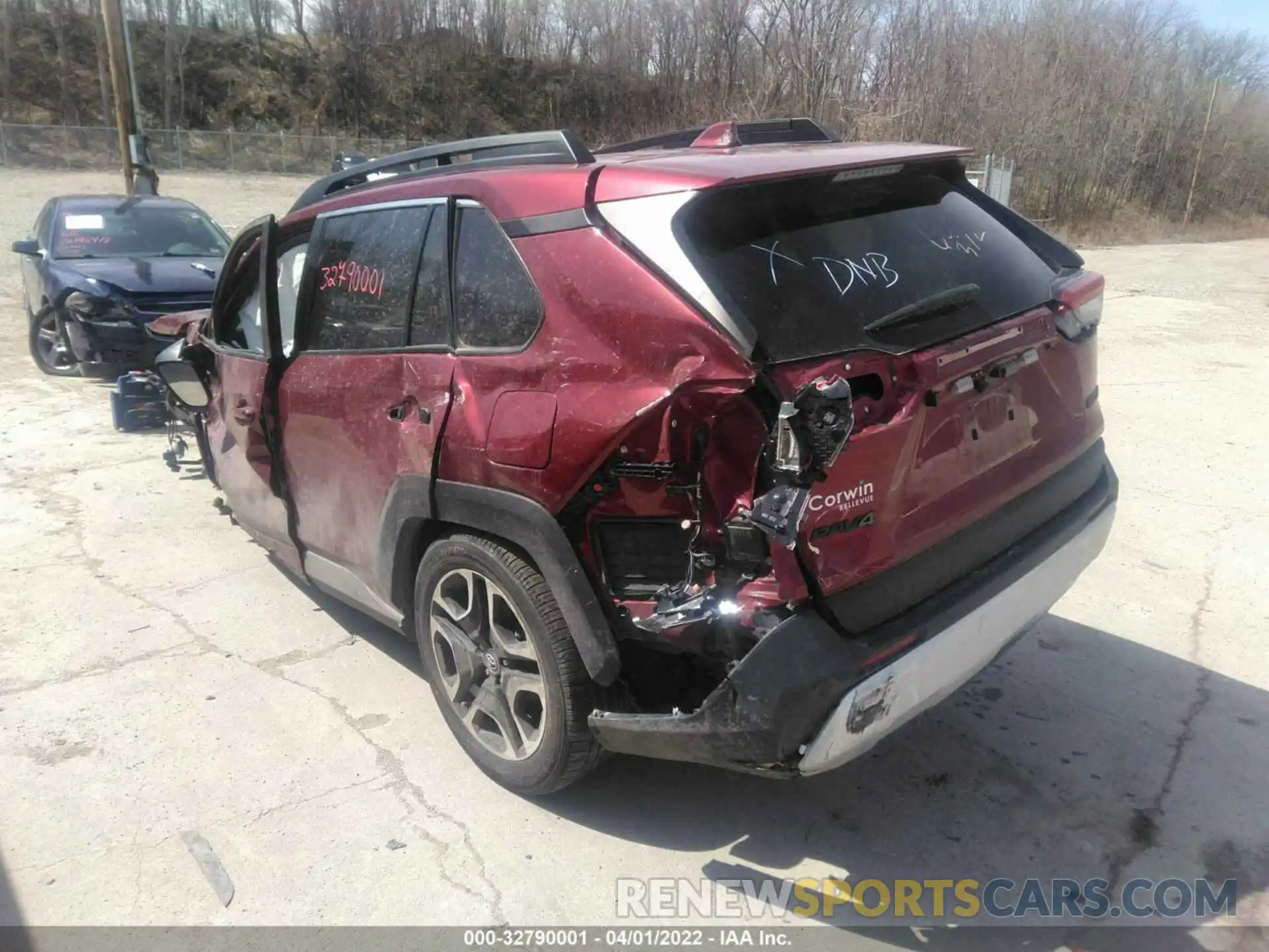 3 Фотография поврежденного автомобиля 2T3J1RFV8KC053425 TOYOTA RAV4 2019