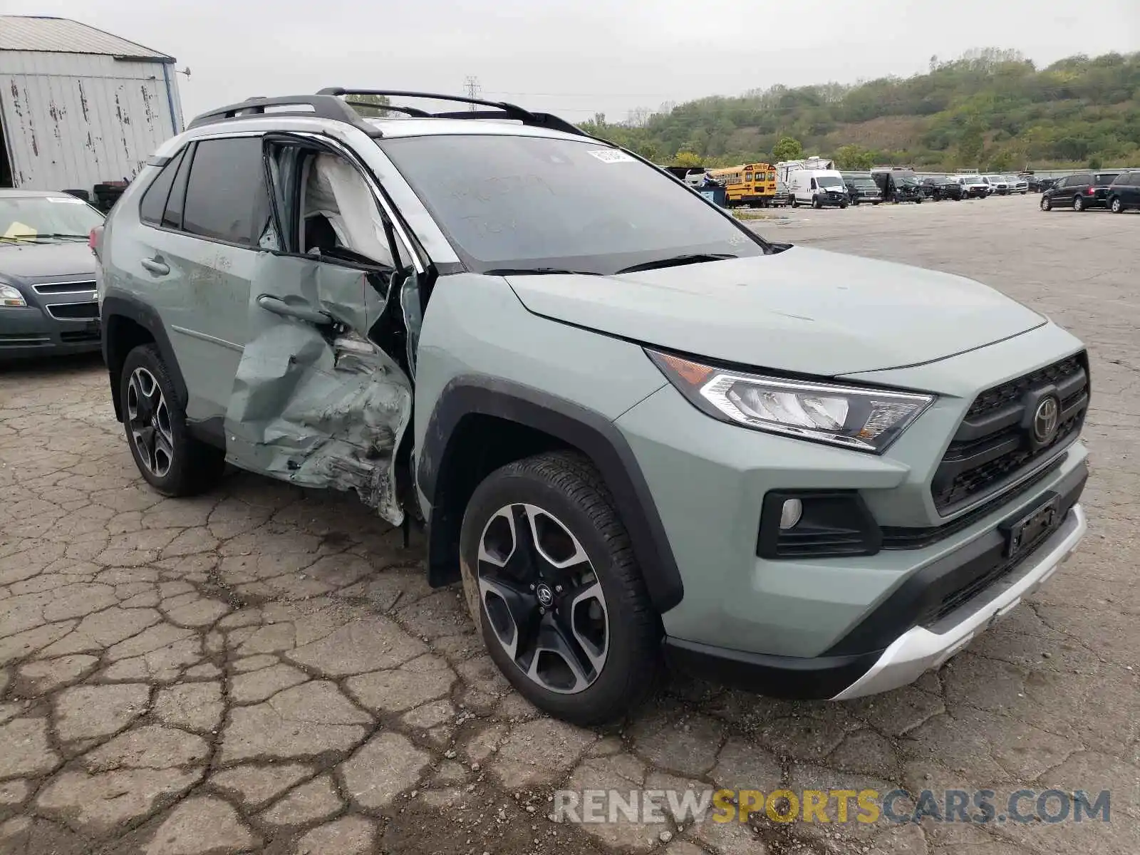 1 Photograph of a damaged car 2T3J1RFV8KW001694 TOYOTA RAV4 2019