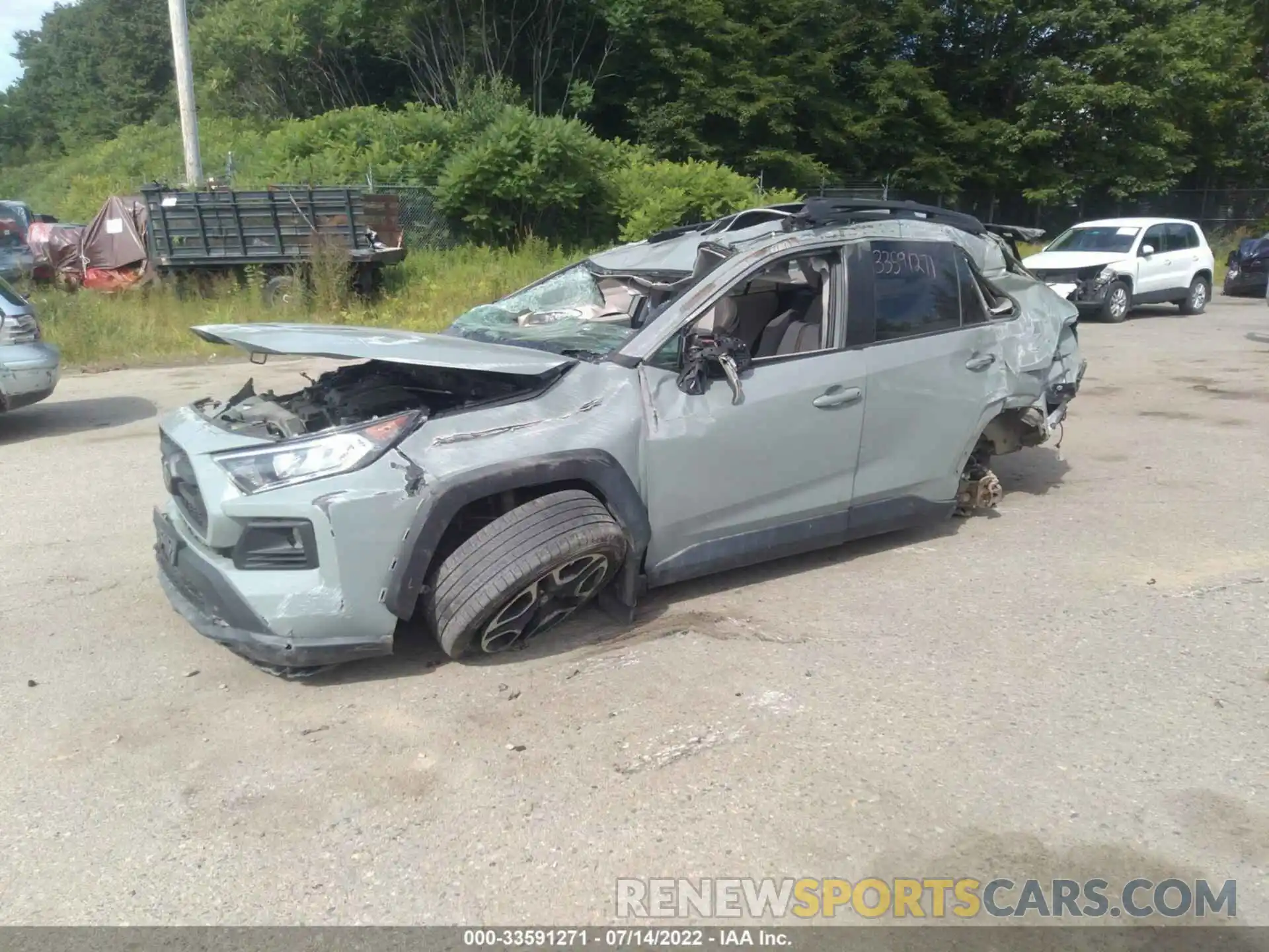 2 Photograph of a damaged car 2T3J1RFV8KW002974 TOYOTA RAV4 2019