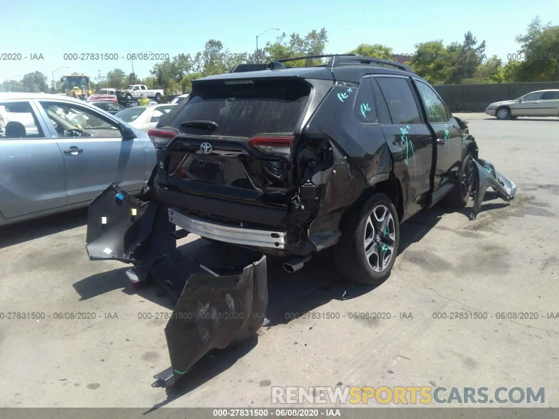 4 Photograph of a damaged car 2T3J1RFV8KW004806 TOYOTA RAV4 2019