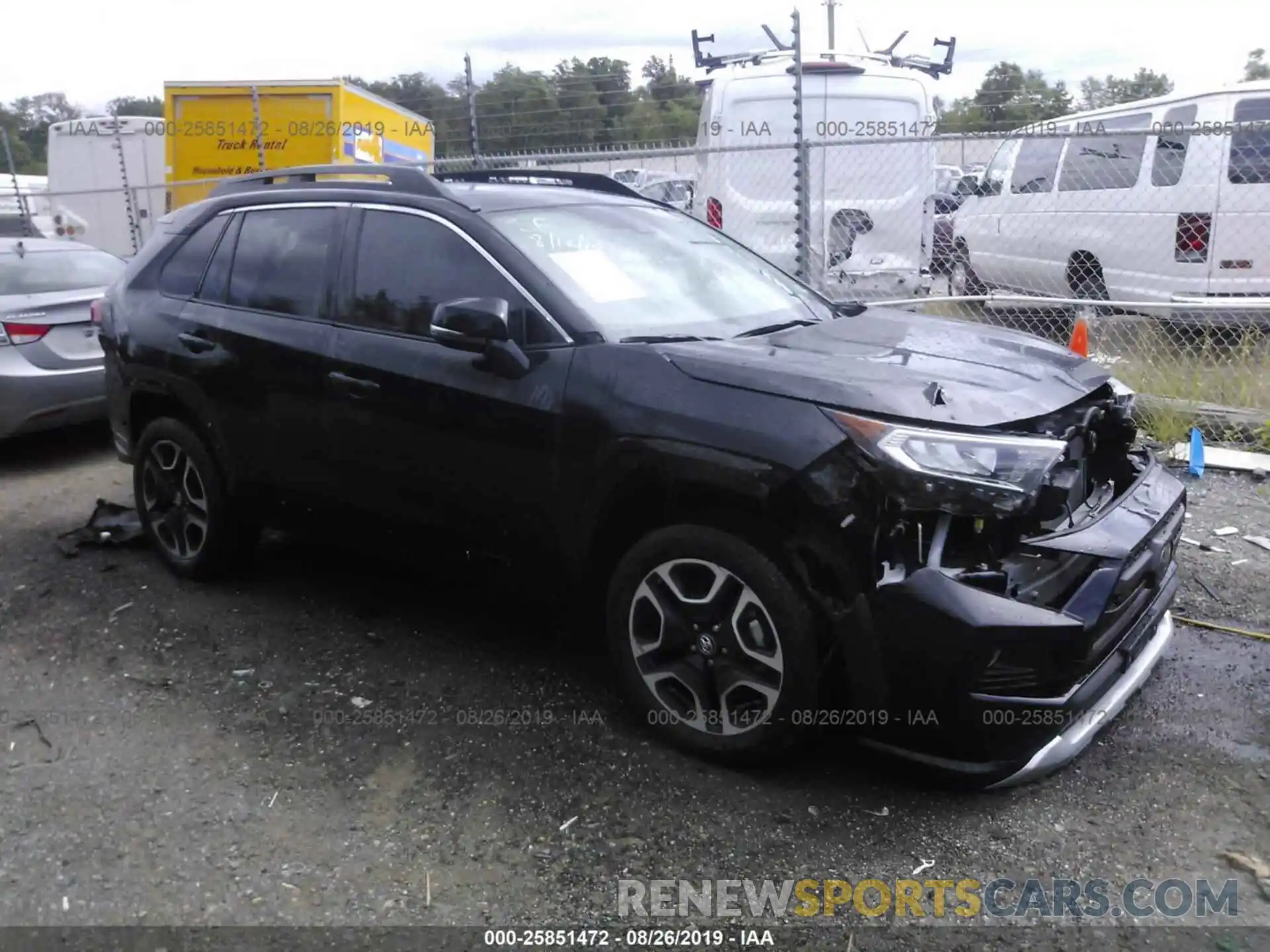 1 Photograph of a damaged car 2T3J1RFV8KW014025 TOYOTA RAV4 2019