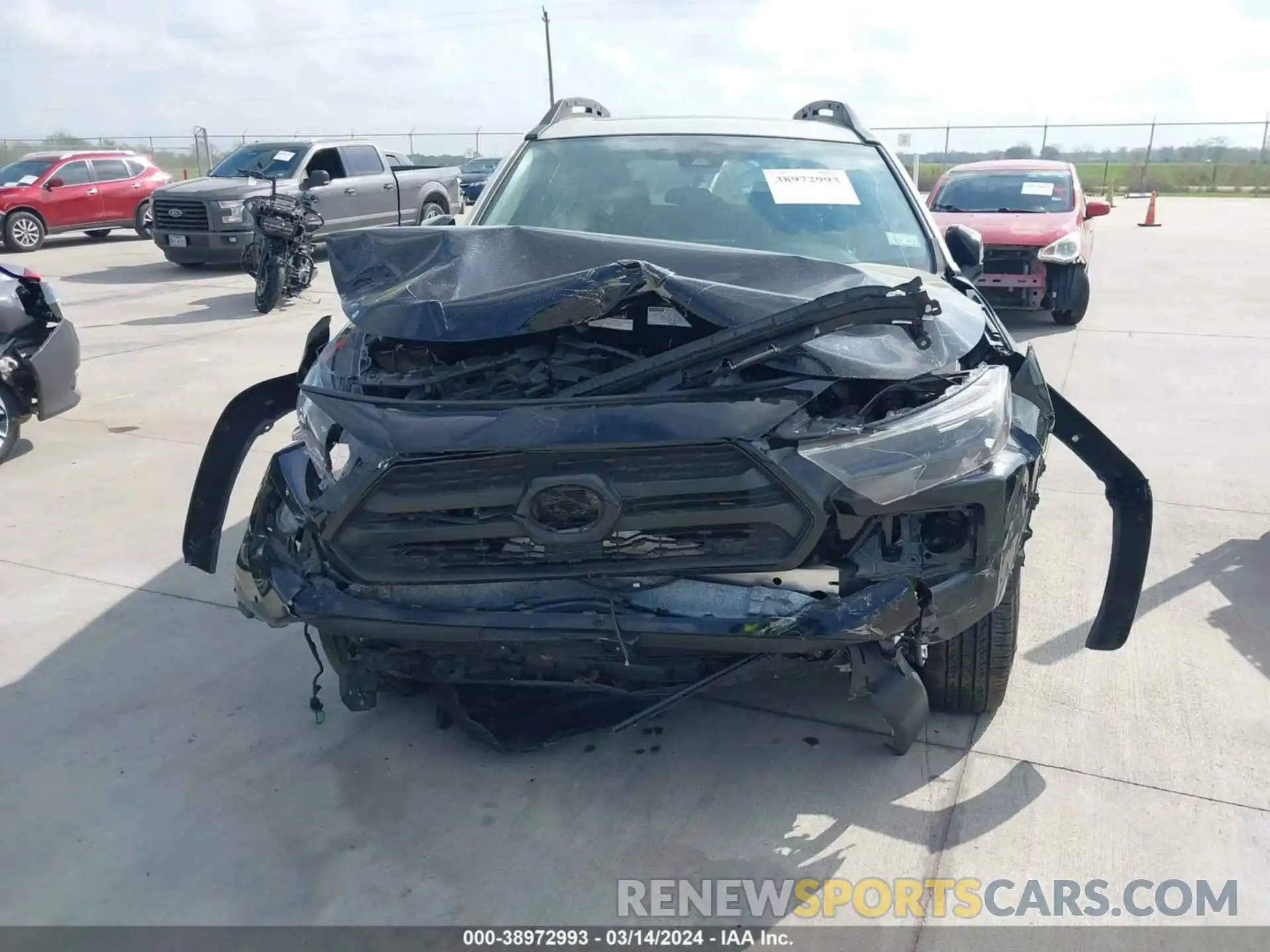 12 Photograph of a damaged car 2T3J1RFV8KW015482 TOYOTA RAV4 2019