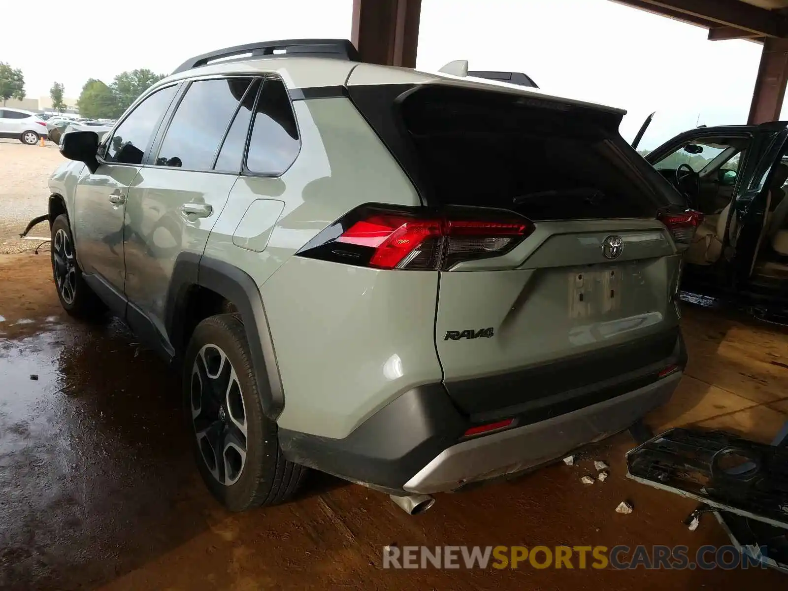 3 Photograph of a damaged car 2T3J1RFV8KW022514 TOYOTA RAV4 2019