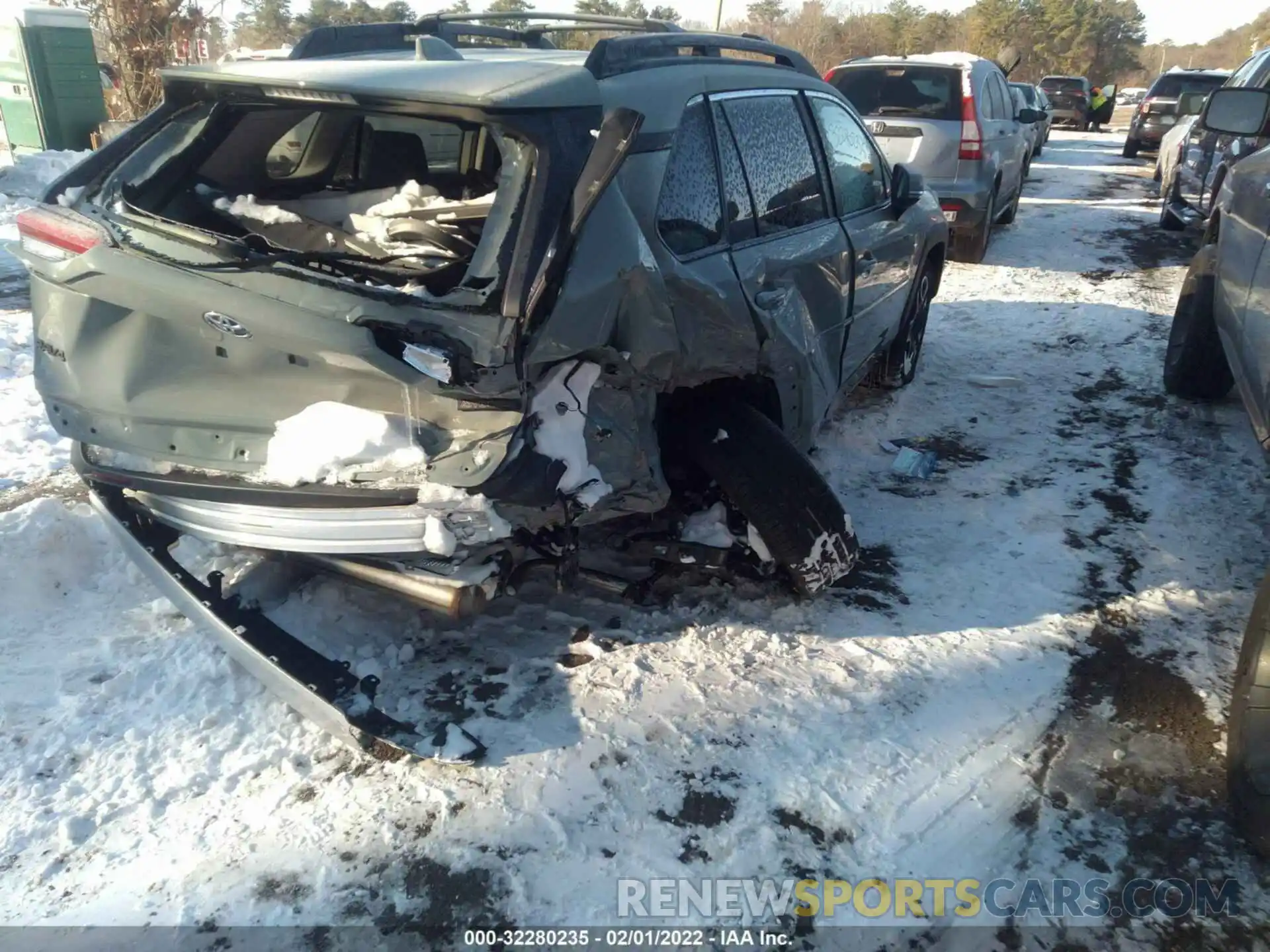 6 Photograph of a damaged car 2T3J1RFV8KW028801 TOYOTA RAV4 2019