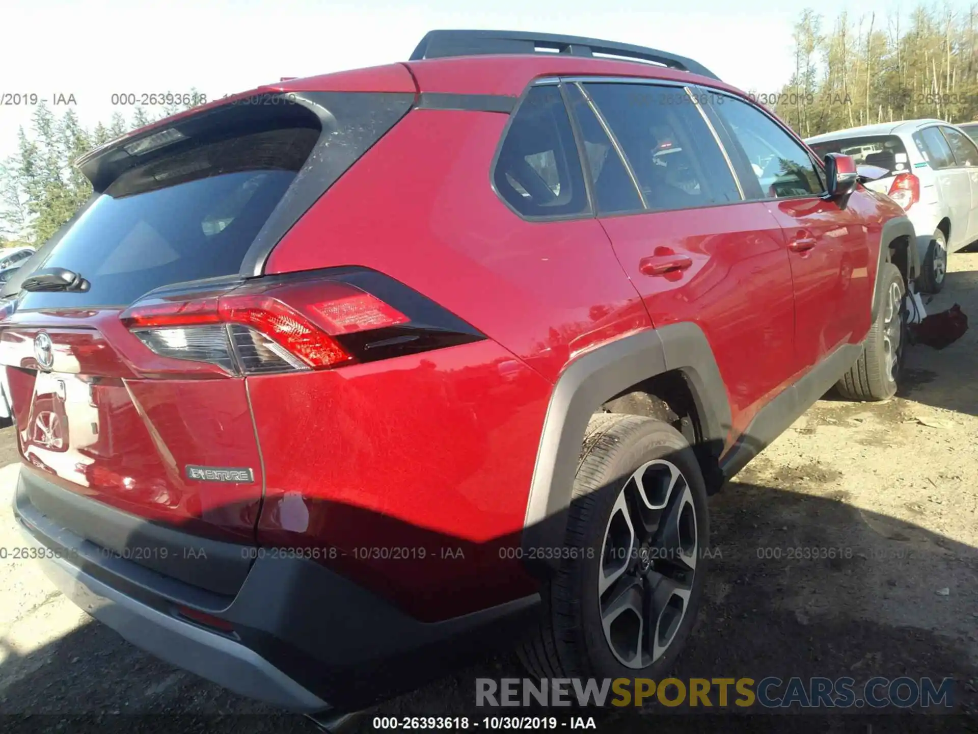 4 Photograph of a damaged car 2T3J1RFV8KW030001 TOYOTA RAV4 2019