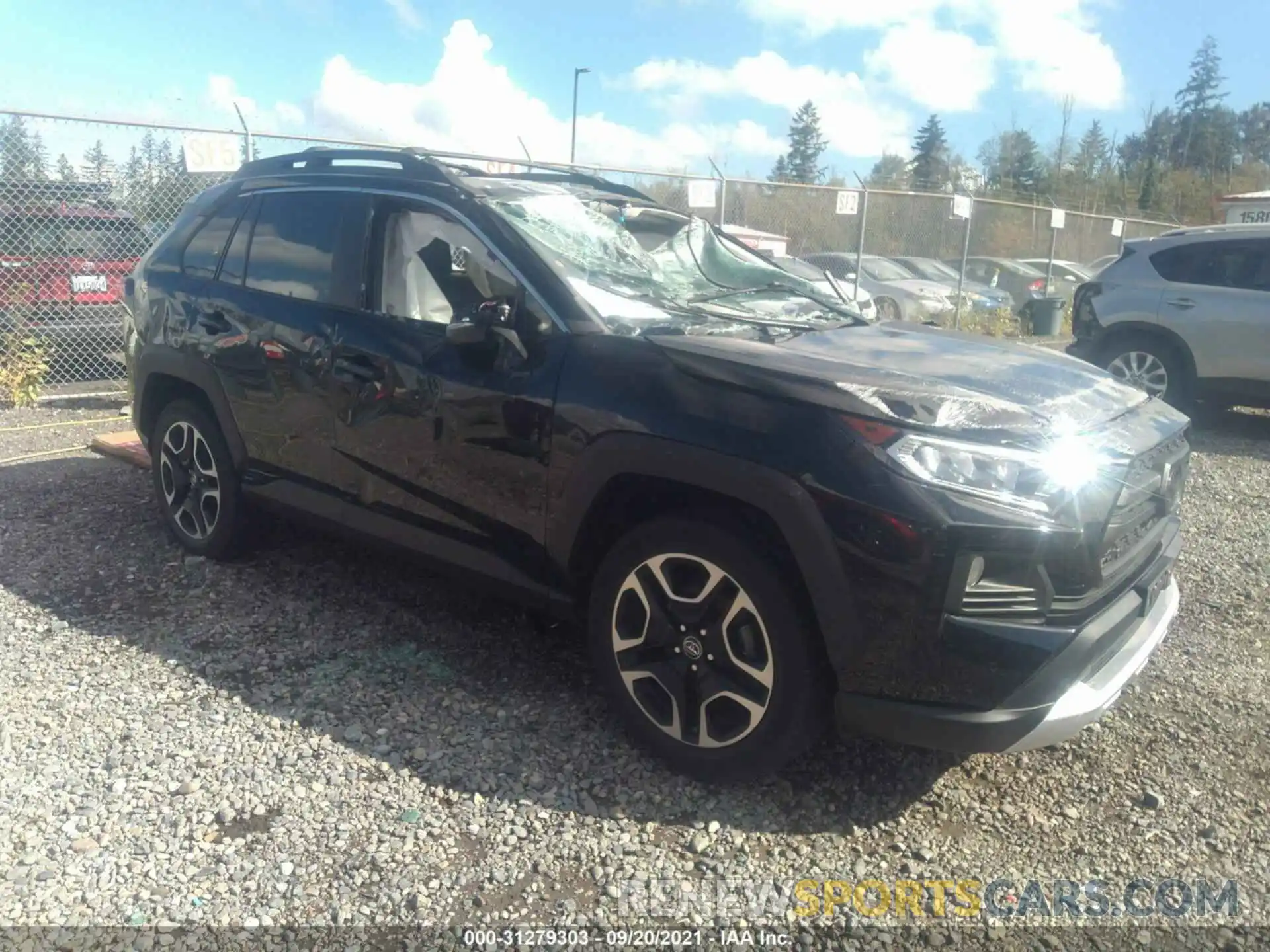 1 Photograph of a damaged car 2T3J1RFV8KW038292 TOYOTA RAV4 2019