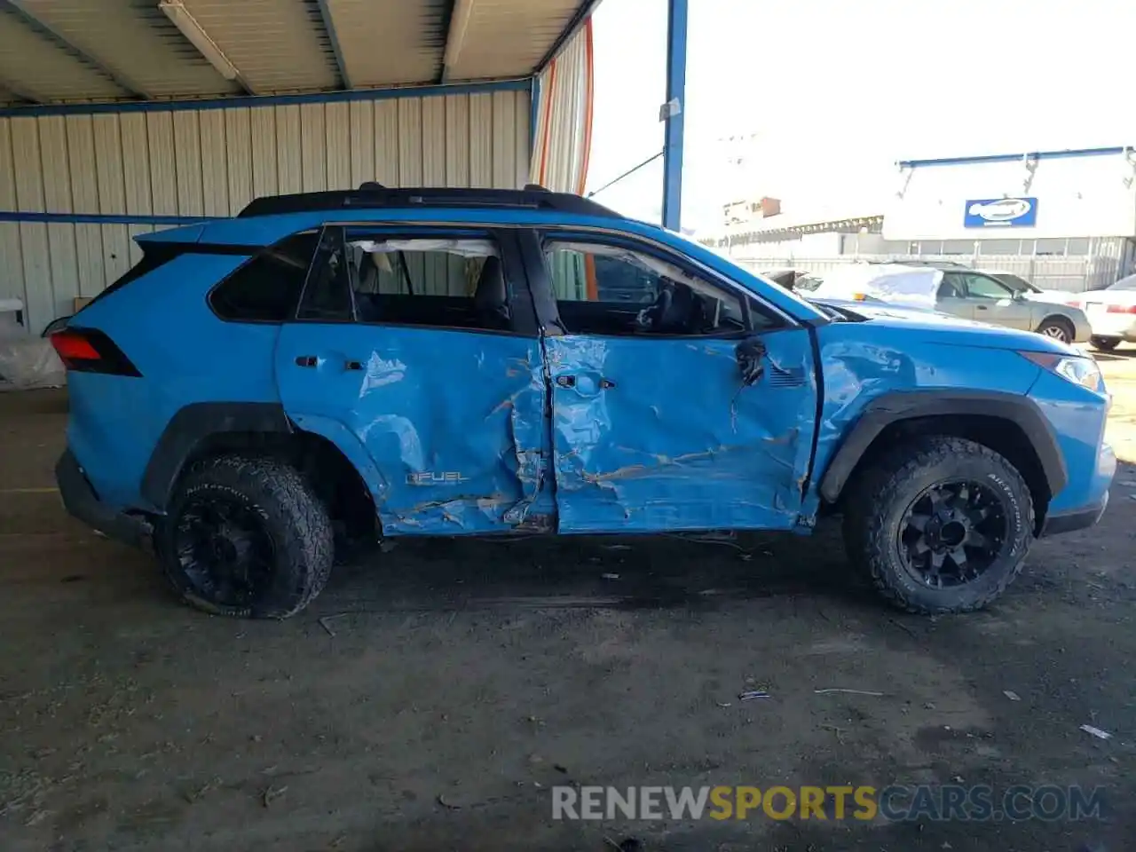 9 Photograph of a damaged car 2T3J1RFV8KW039832 TOYOTA RAV4 2019