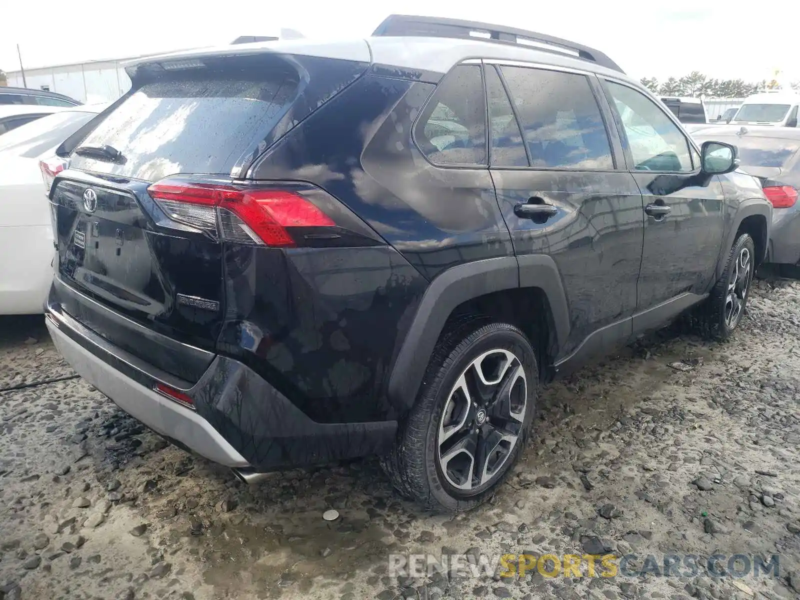 4 Фотография поврежденного автомобиля 2T3J1RFV9KC005934 TOYOTA RAV4 2019