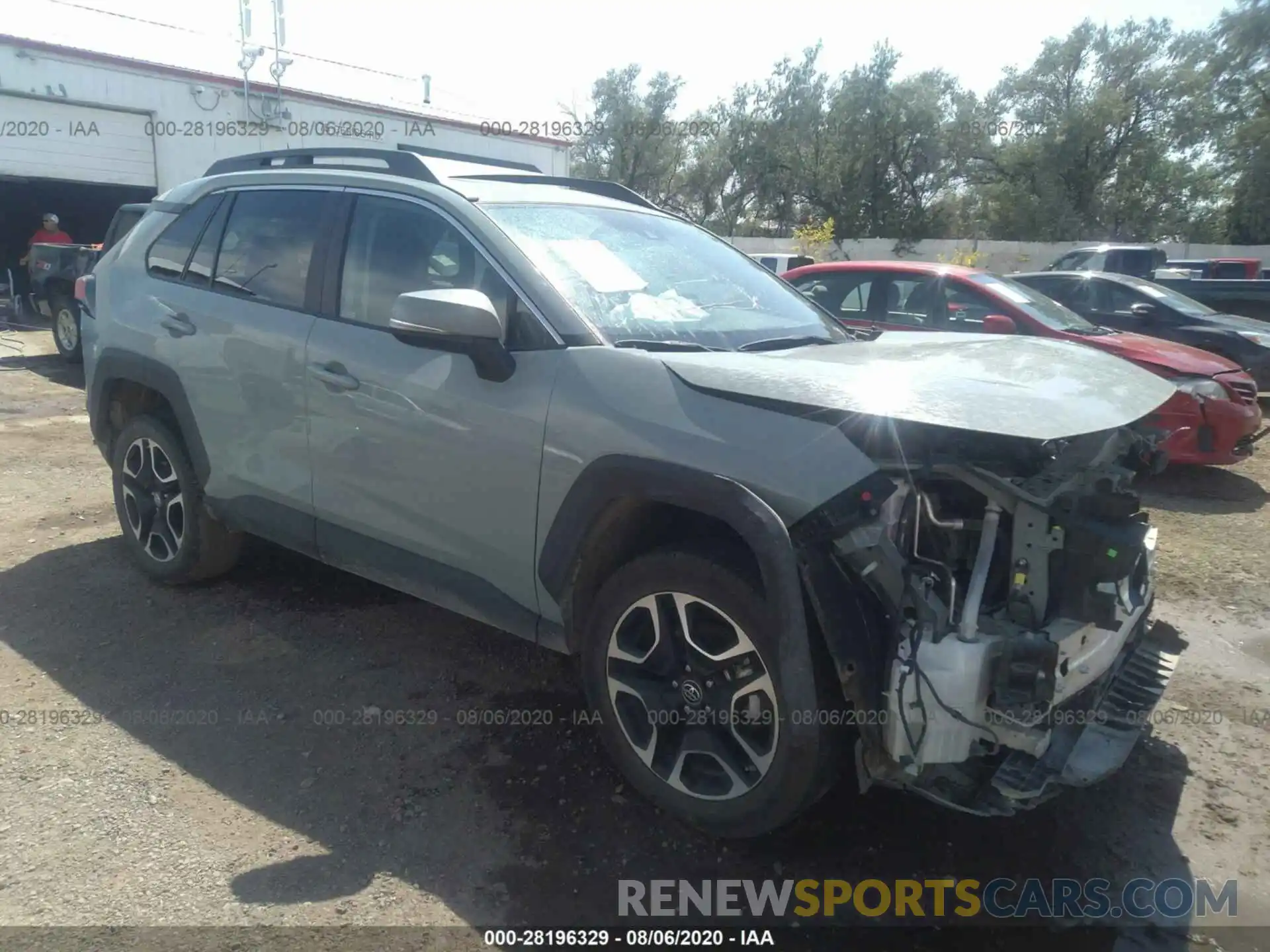 1 Photograph of a damaged car 2T3J1RFV9KC022989 TOYOTA RAV4 2019