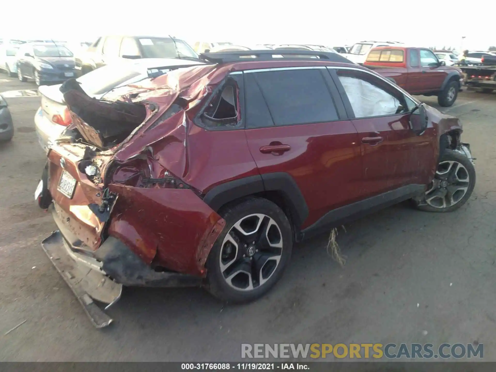 4 Photograph of a damaged car 2T3J1RFV9KC060299 TOYOTA RAV4 2019