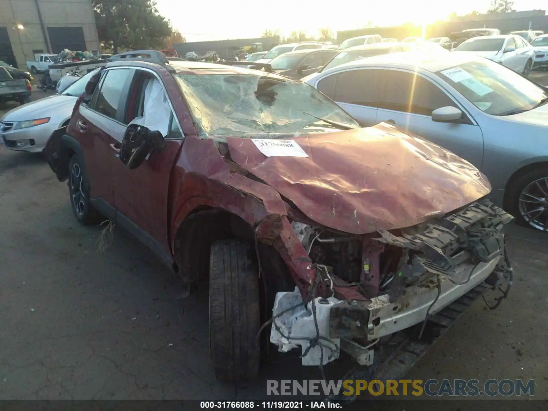 6 Photograph of a damaged car 2T3J1RFV9KC060299 TOYOTA RAV4 2019