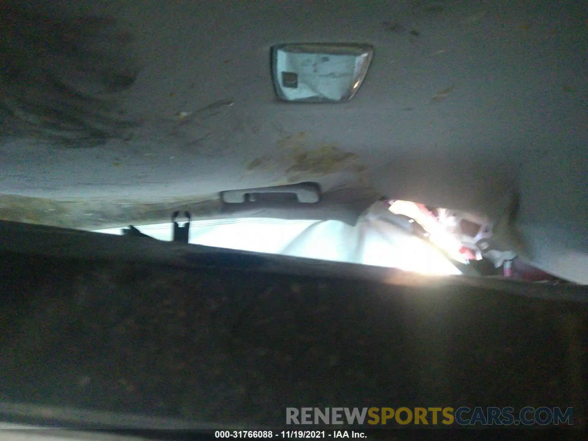 8 Photograph of a damaged car 2T3J1RFV9KC060299 TOYOTA RAV4 2019